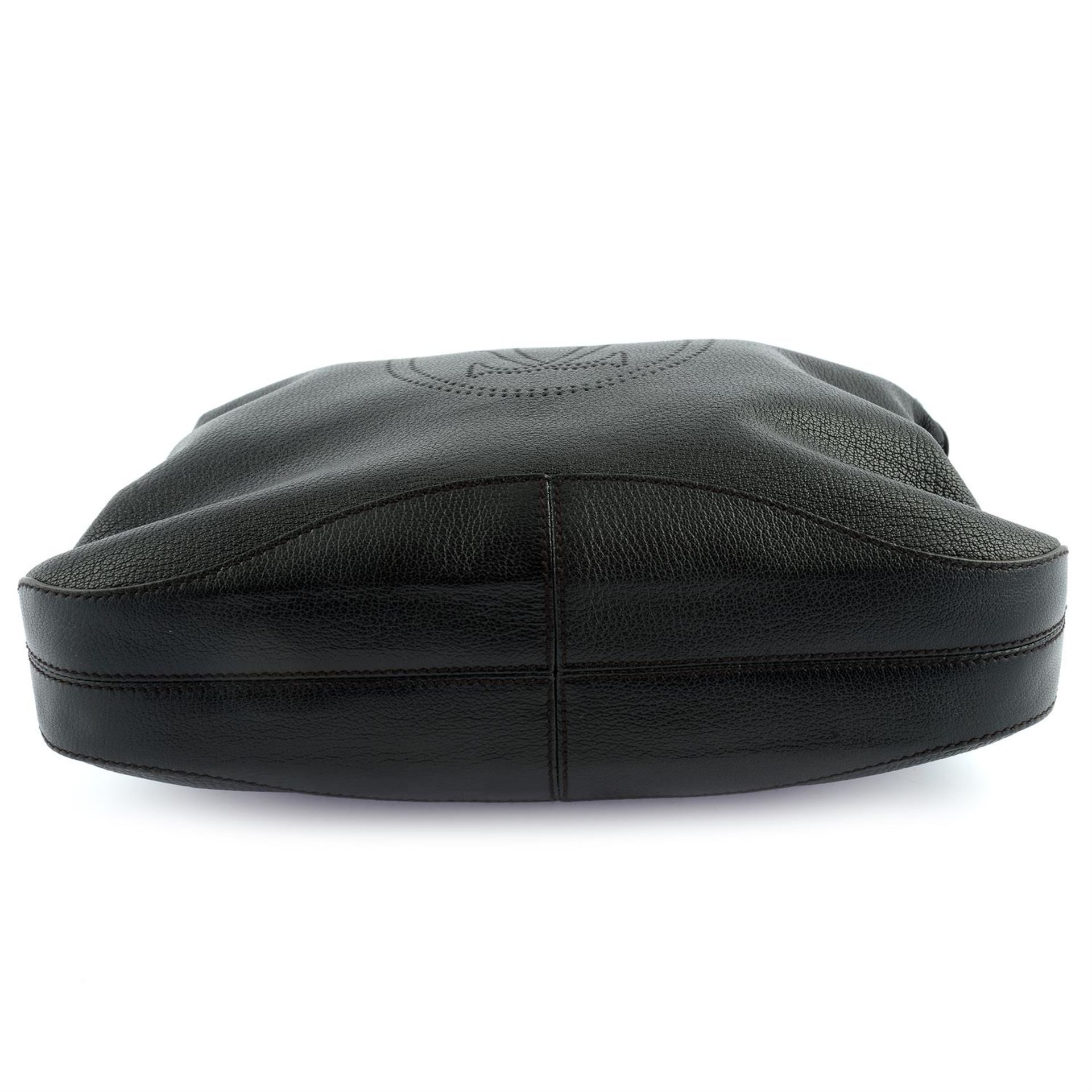 CARTIER- a black leather Marcello De Cartier fold over clutch. - Bild 4 aus 5