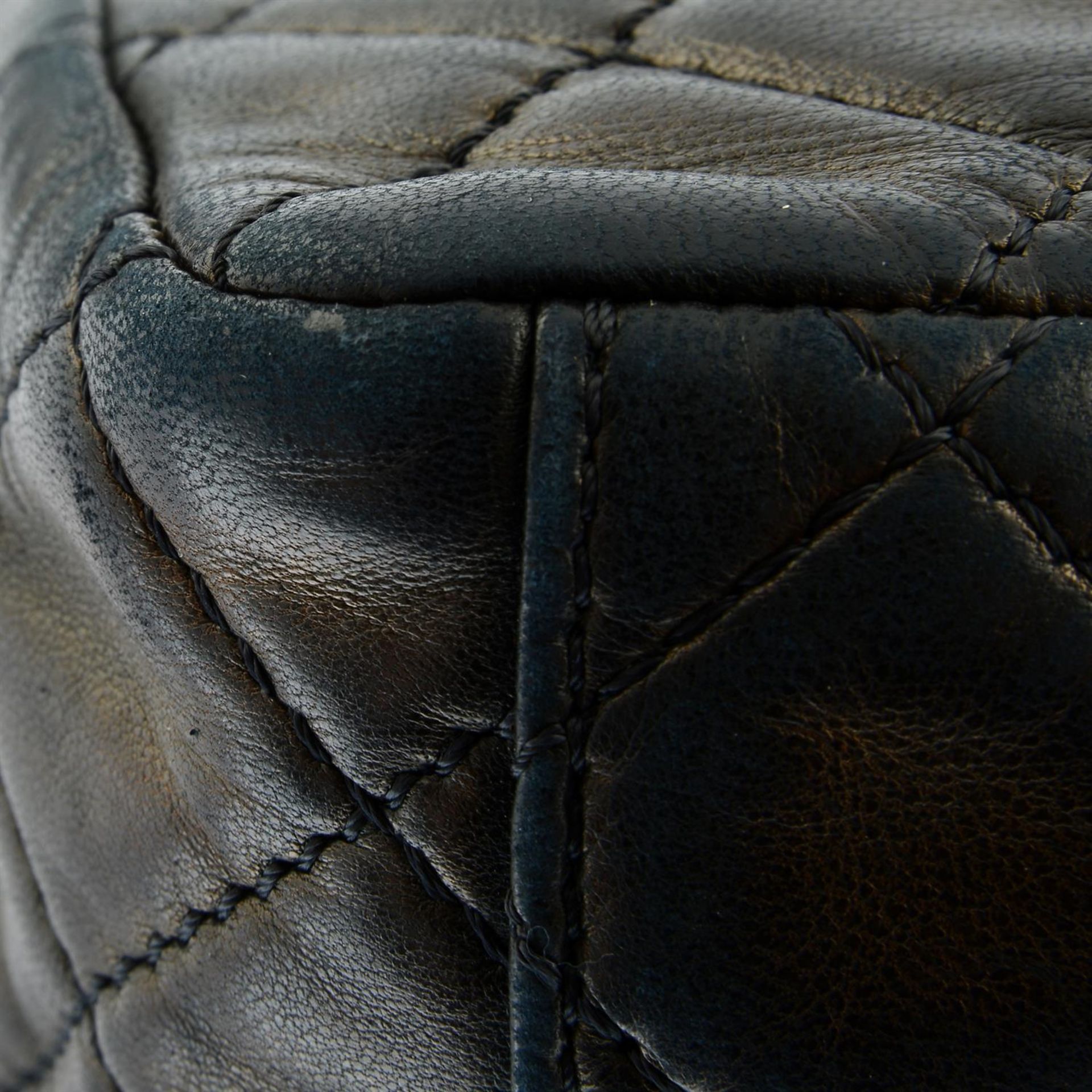 CHANEL - a metallic leather lambskin Jumbo single flap bag. - Image 7 of 9