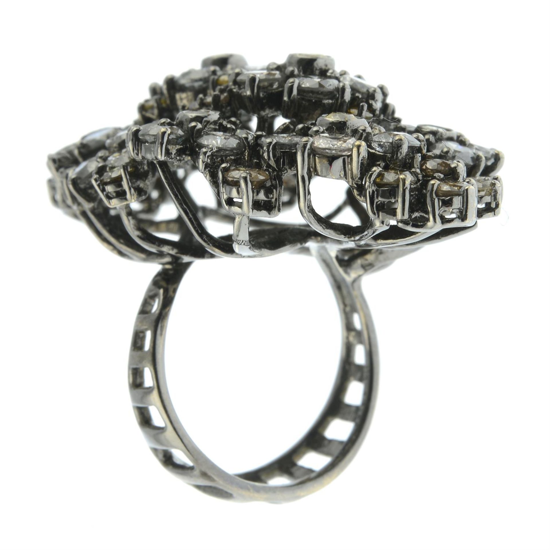 A diamond and coloured diamond floral cluster ring. - Image 5 of 6