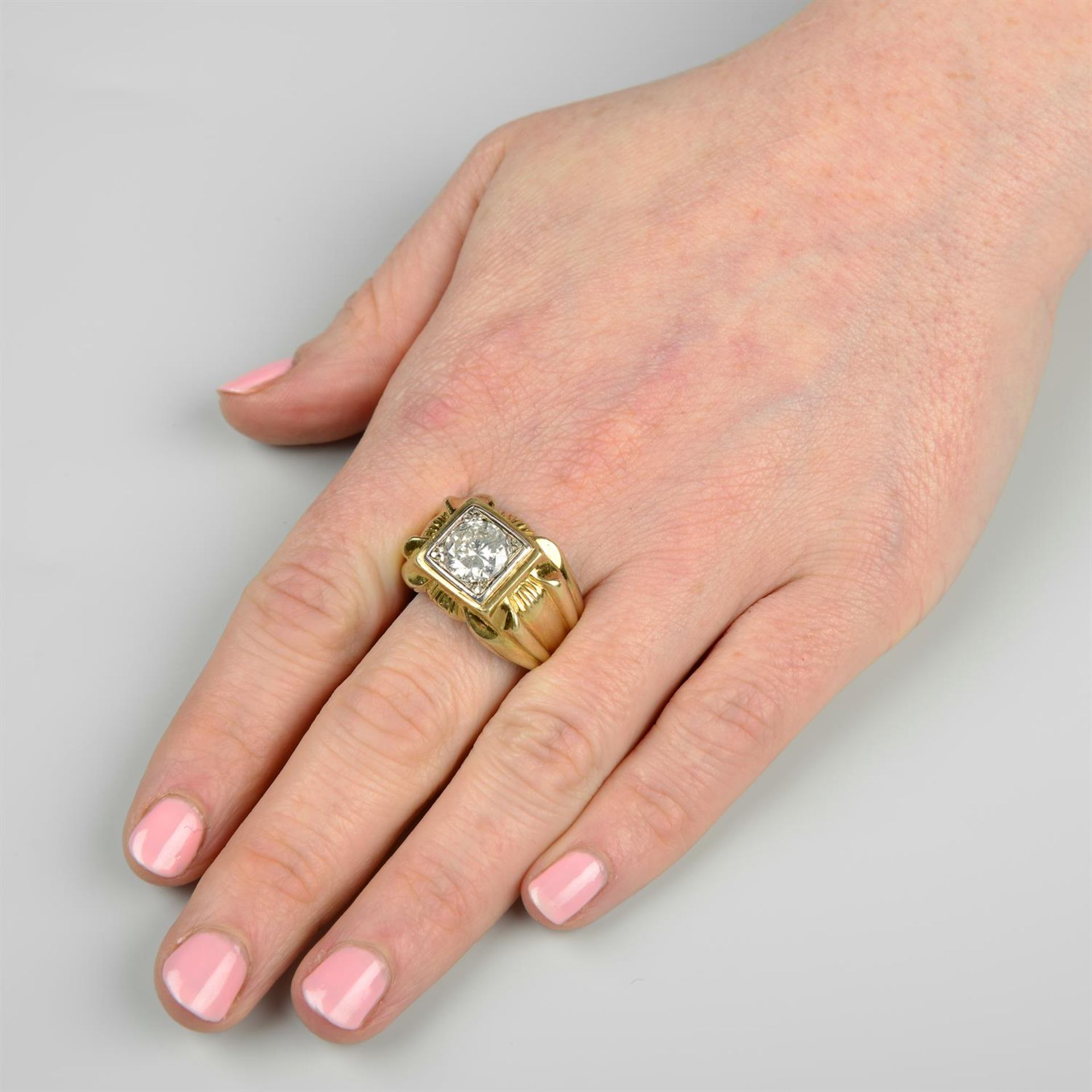 A gentleman's 1960s 18ct gold diamond single-stone ring, by Kutchinsky. - Bild 5 aus 5