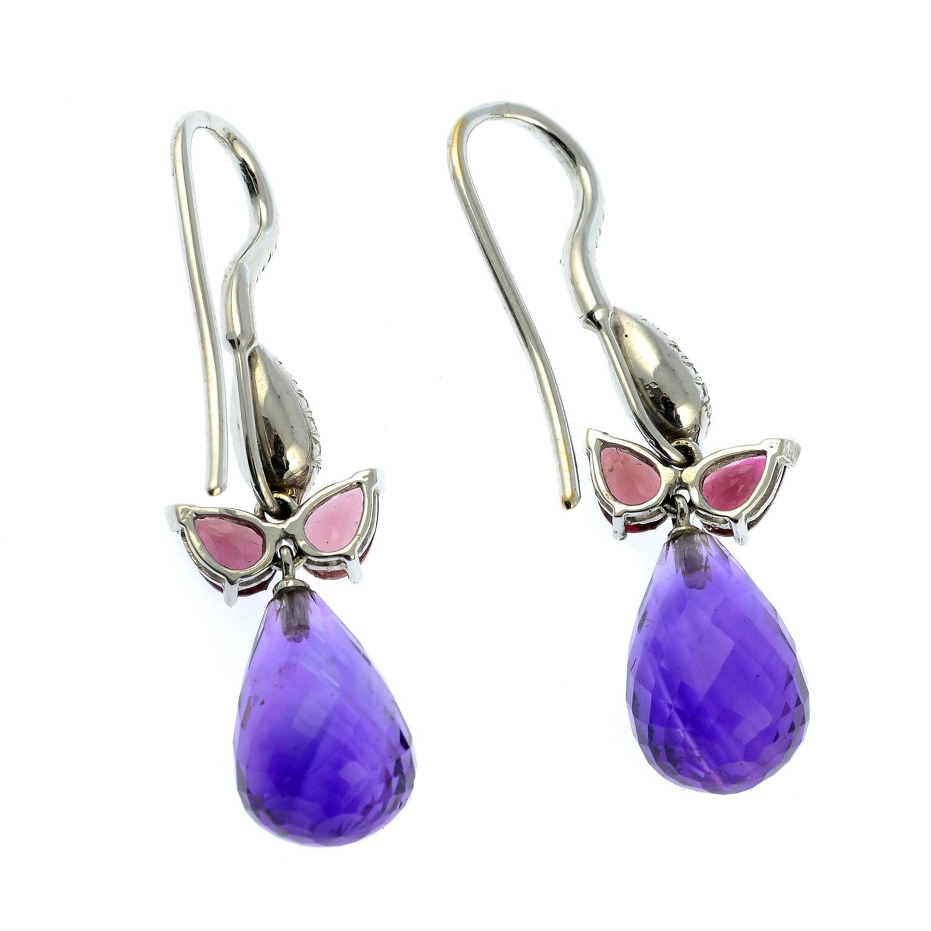 A pair of pavé-set brilliant-cut diamond, pink tourmaline and amethyst drop earrings. - Bild 3 aus 3