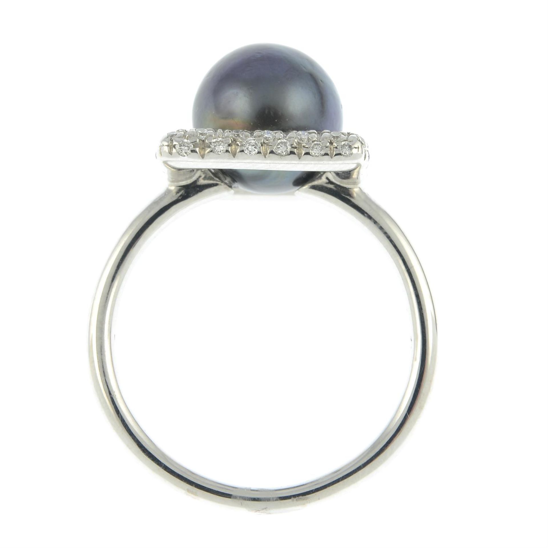 An 18ct gold 'Tahitian' cultured pearl and diamond ring, by Mikimoto. - Image 5 of 6