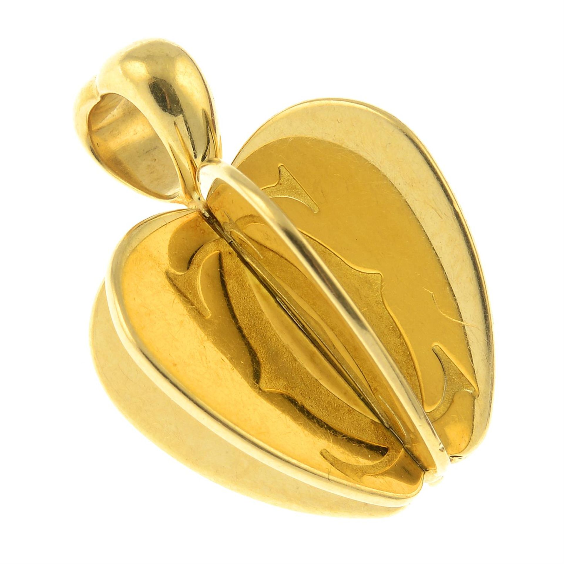 An Apple pendant, by Cartier. - Image 3 of 5