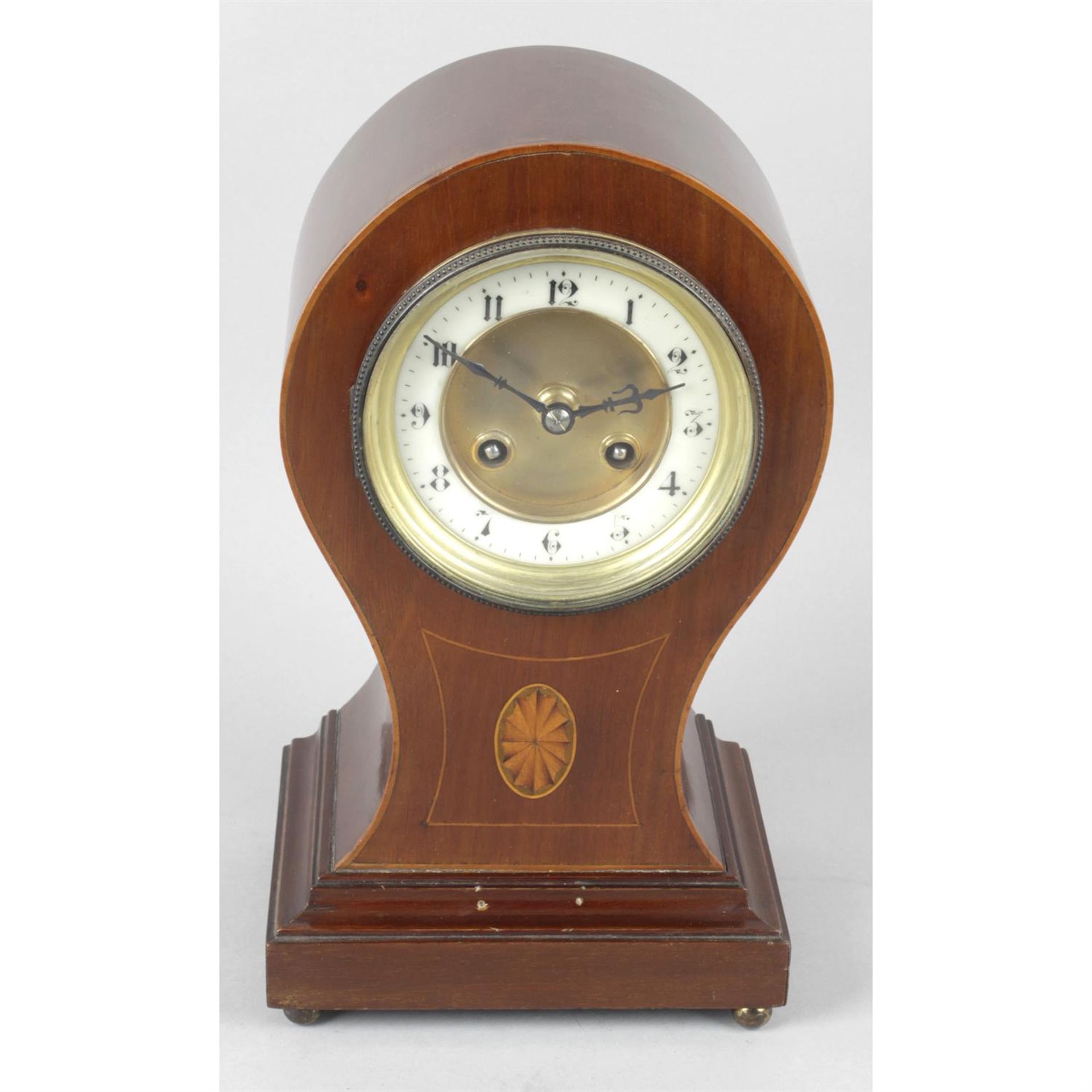 A quantity of Edwardian and early 20th century clocks. - Image 6 of 8