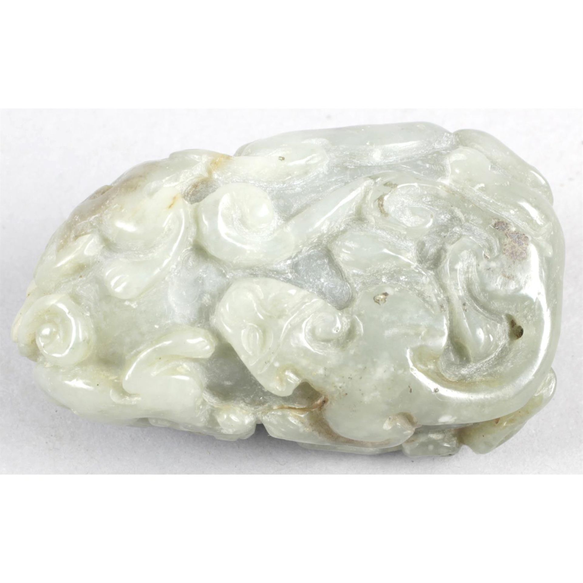 An unusual Chinese carved jade pendant. - Image 2 of 2