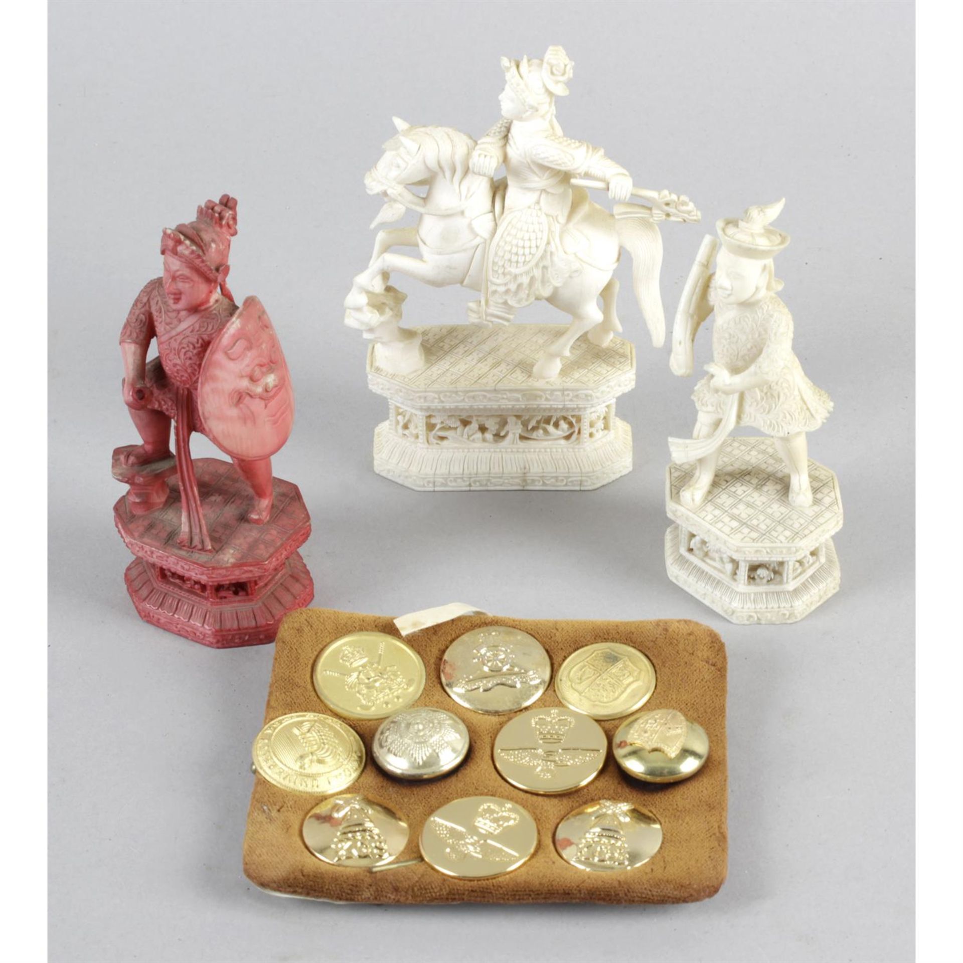 A mixed selection of assorted items, to include buttons, cufflinks, toggles, a chess set and pieces,