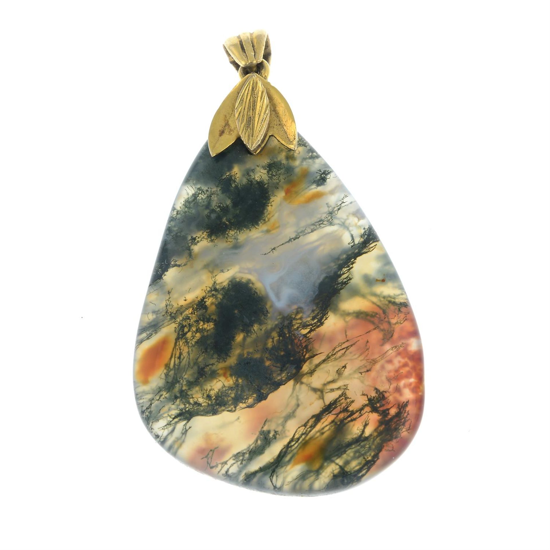 A late Victorian 9ct gold moss agate pendant.