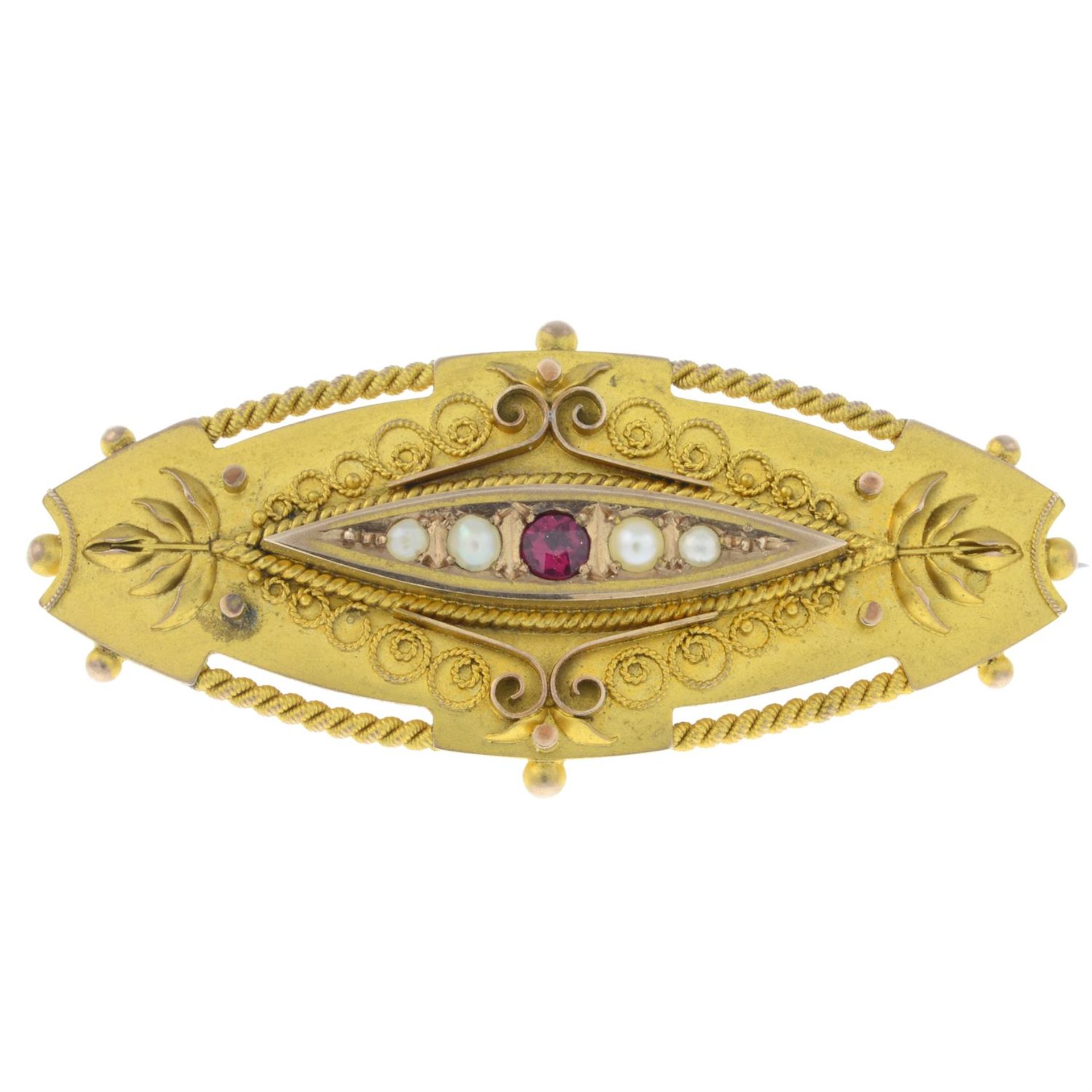 An Edwardian 9ct gold red paste and split pearl brooch.