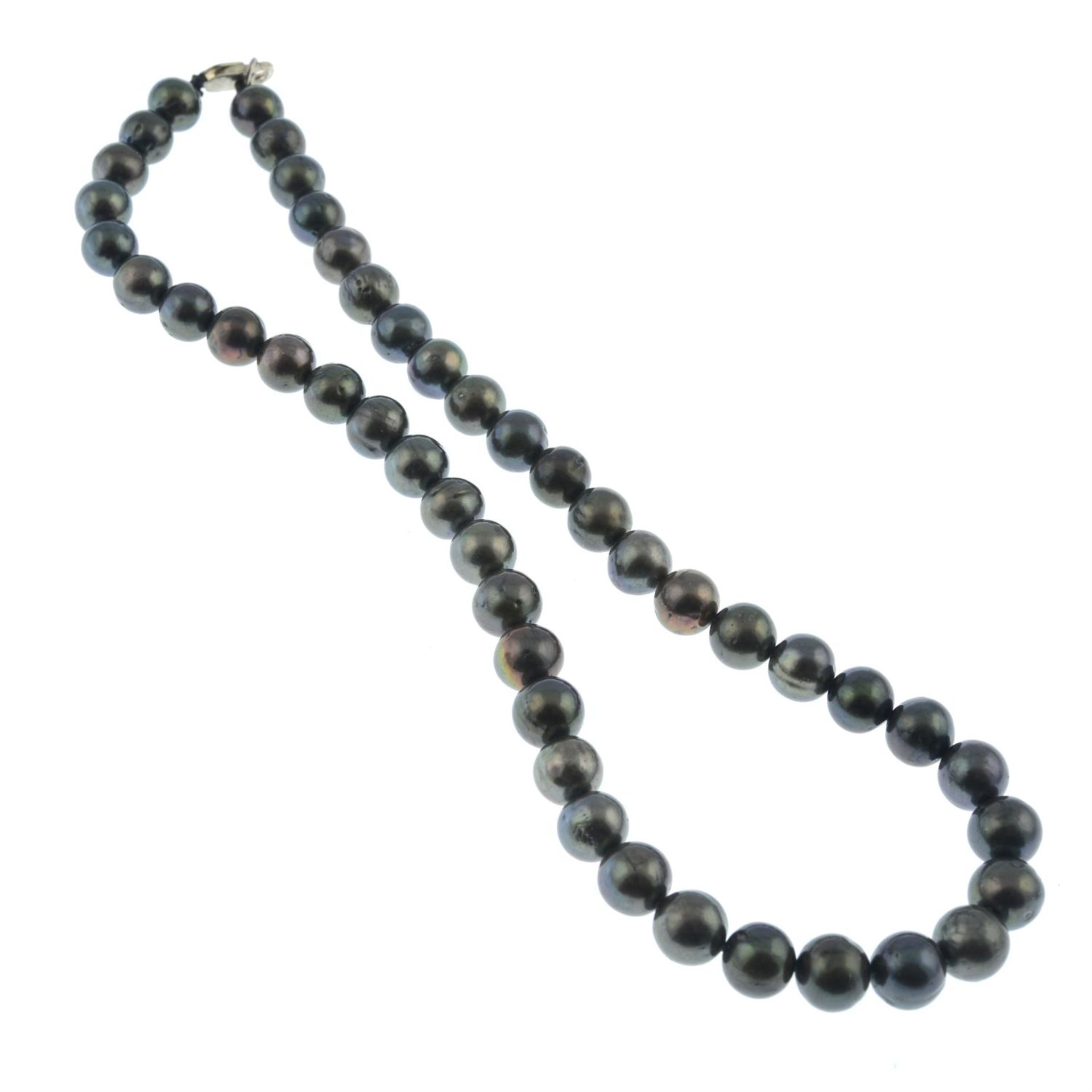 A cultured pearl single-strand necklace.