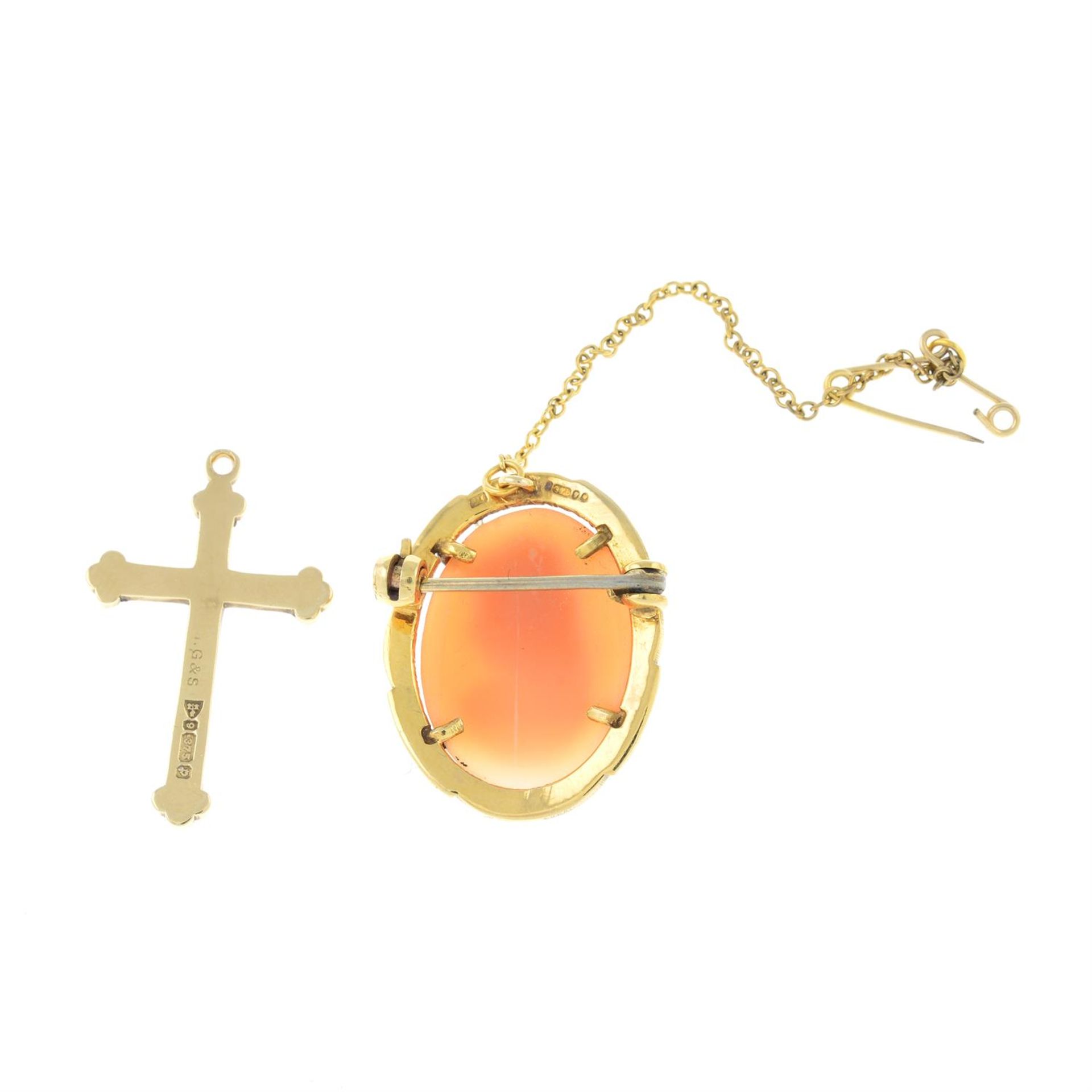 A 9ct gold shell cameo brooch and a 9ct gold cross pendant. - Image 2 of 2