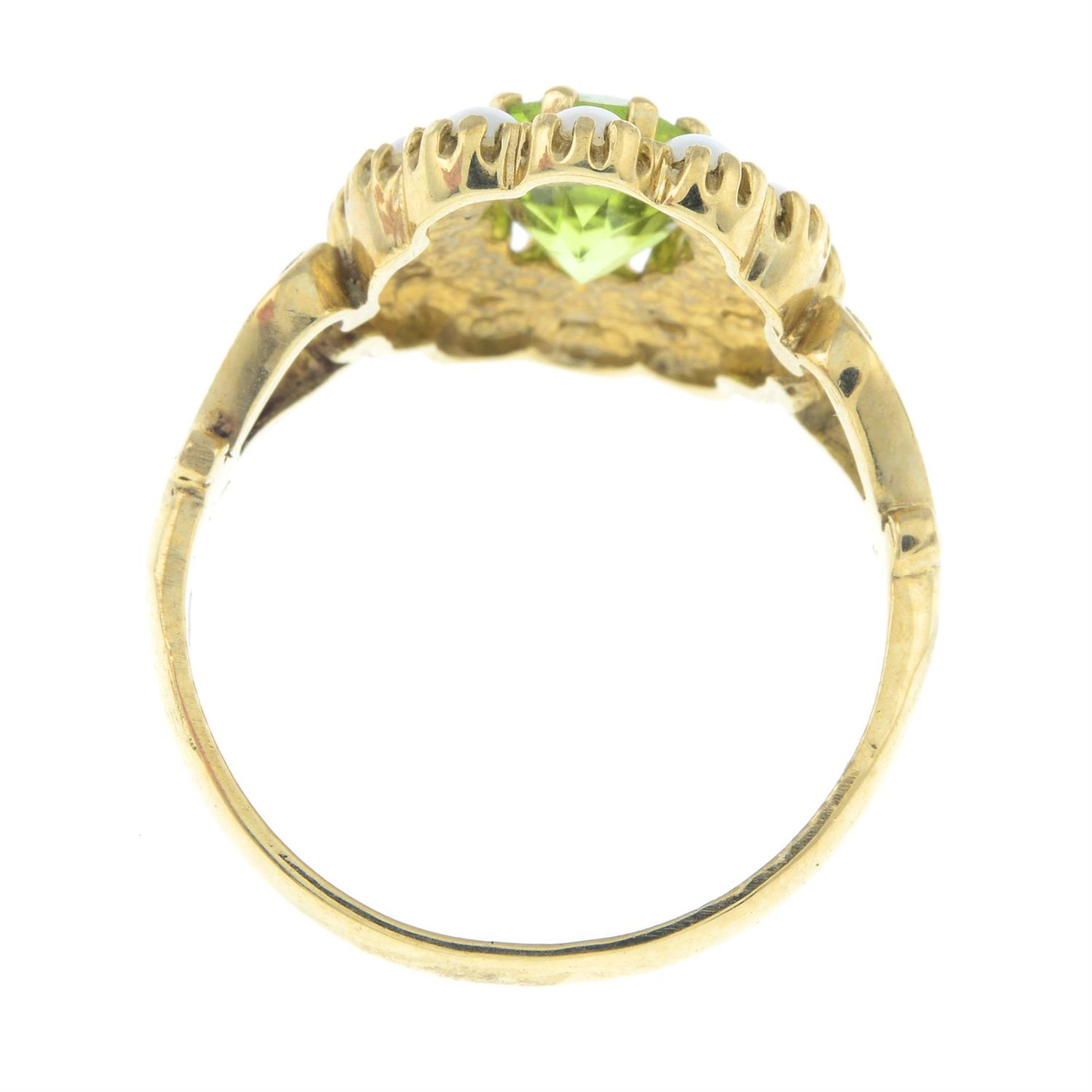 A 9ct gold peridot and split pearl cluster ring, with openwork shoulders. - Image 2 of 2