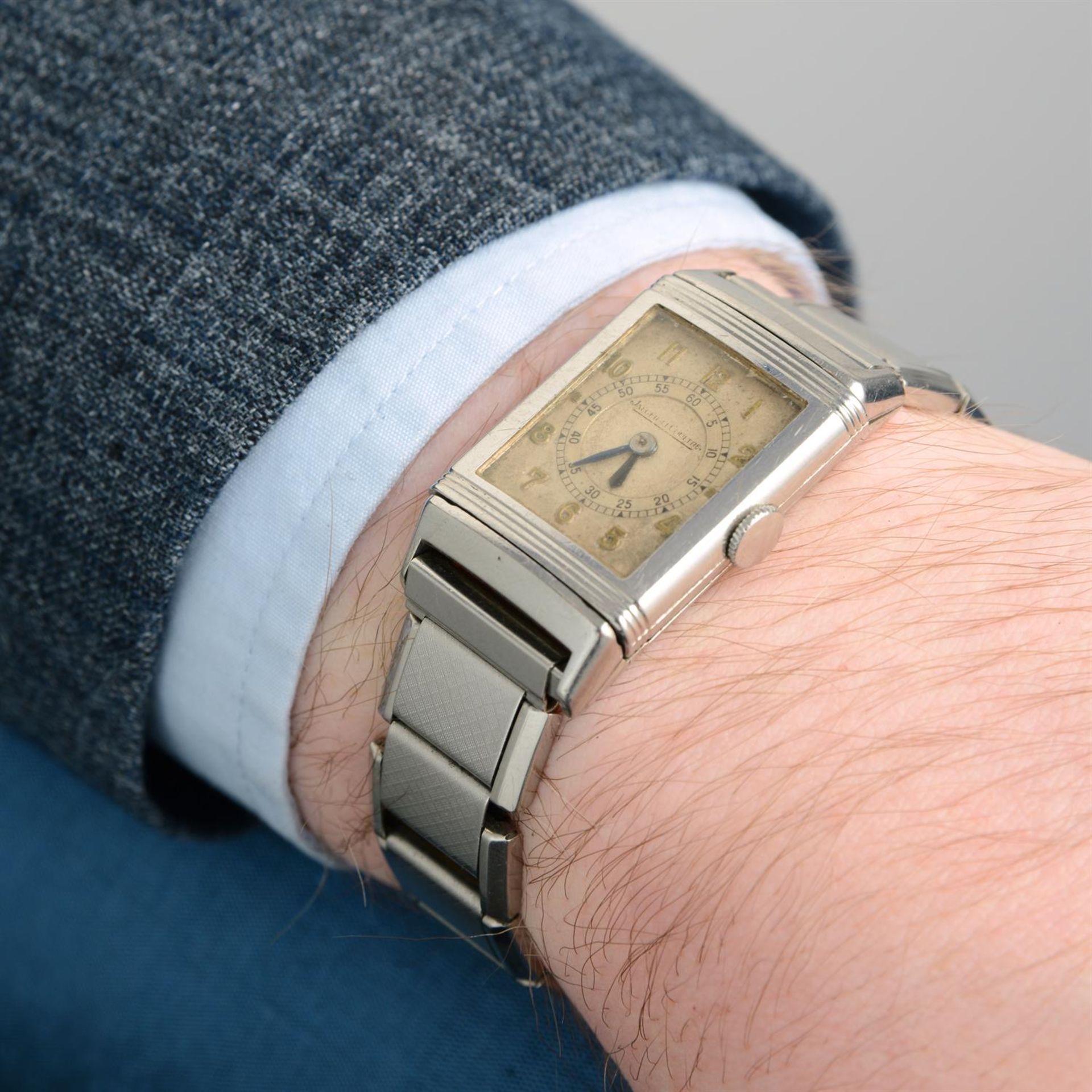 JAEGER-LECOULTRE - a stainless steel Reverso bracelet watch, 23x27mm. - Image 5 of 5