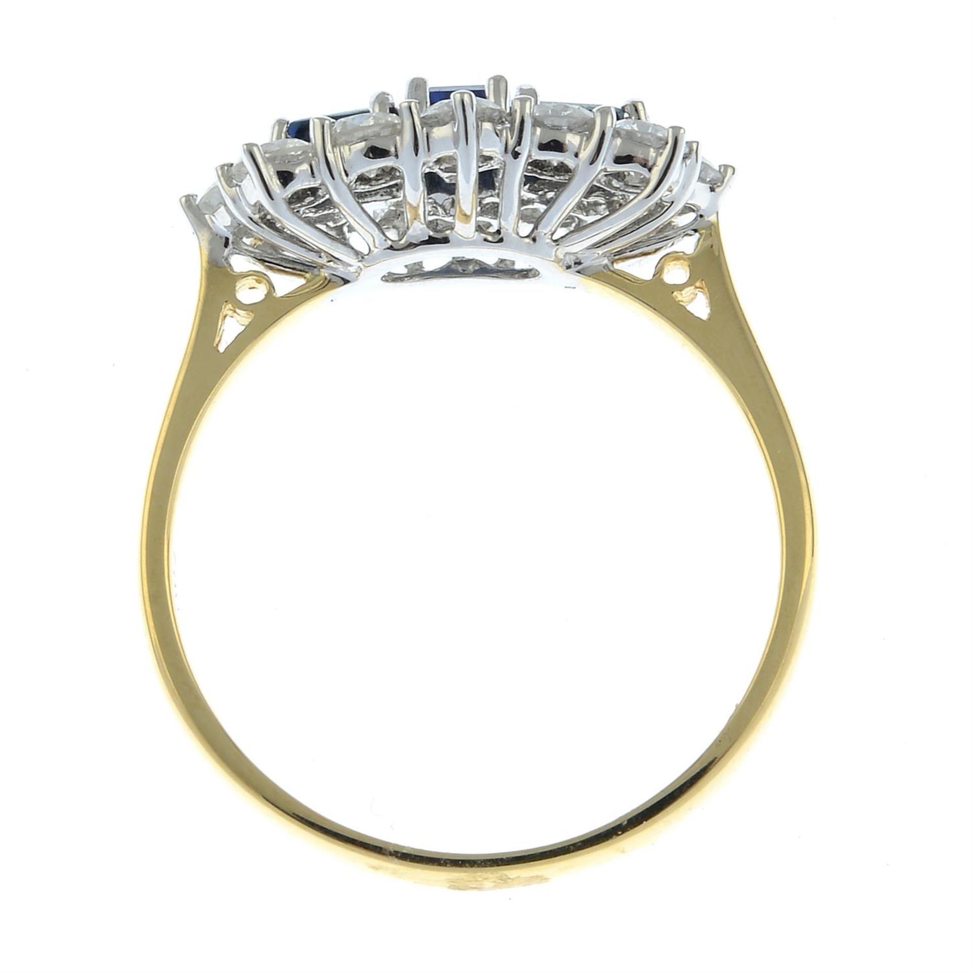 An 18ct gold sapphire three-stone and brilliant-cut diamond cluster ring. - Bild 5 aus 6