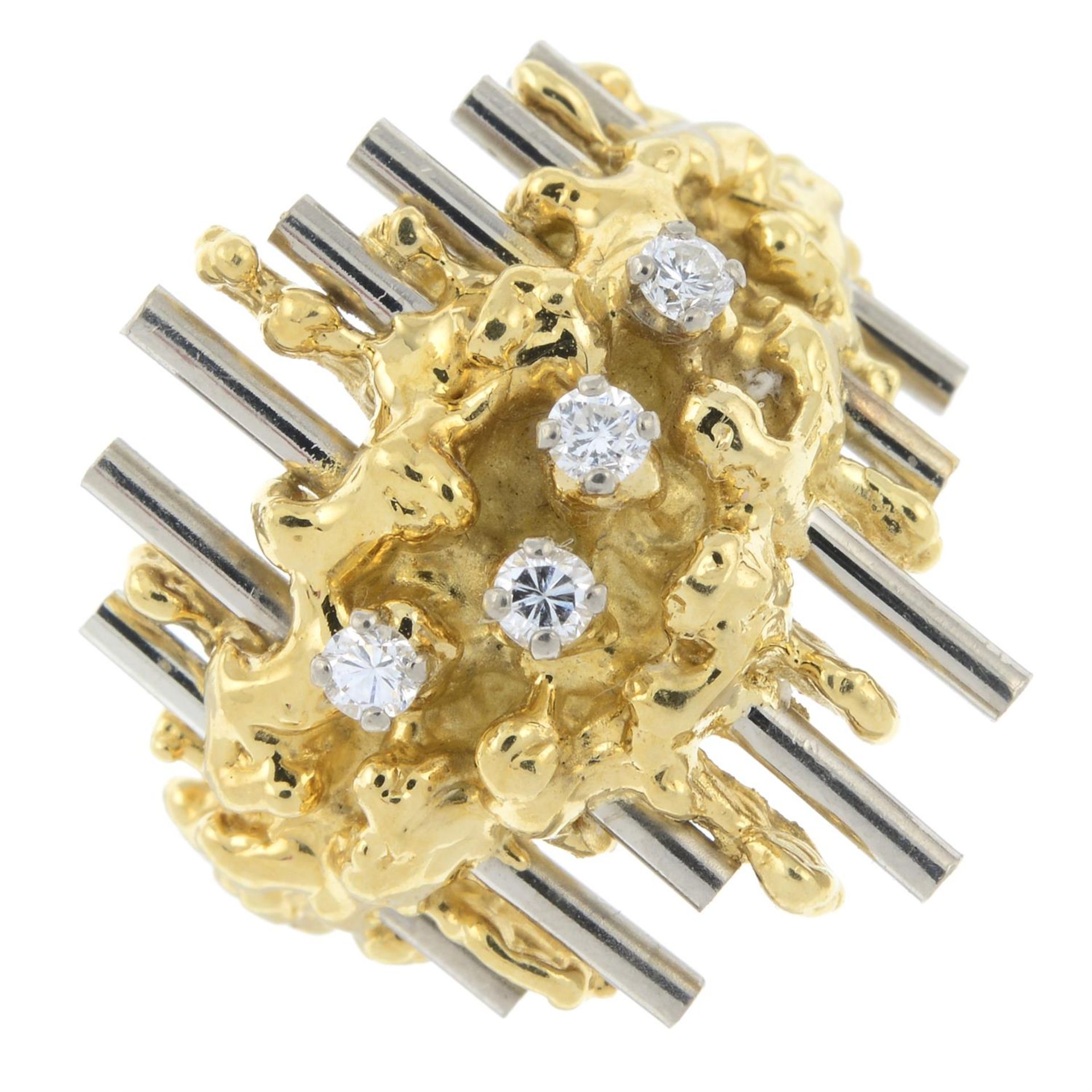 A 1970s bi-colour 18ct gold brilliant-cut diamond ring, by David Thomas. - Bild 2 aus 6