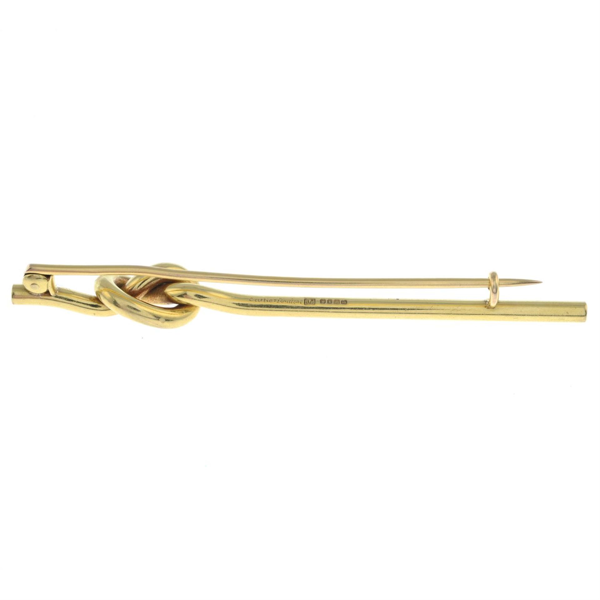 A 1970s 18ct gold 'Lover's Knot' brooch, by Cartier. - Bild 3 aus 4