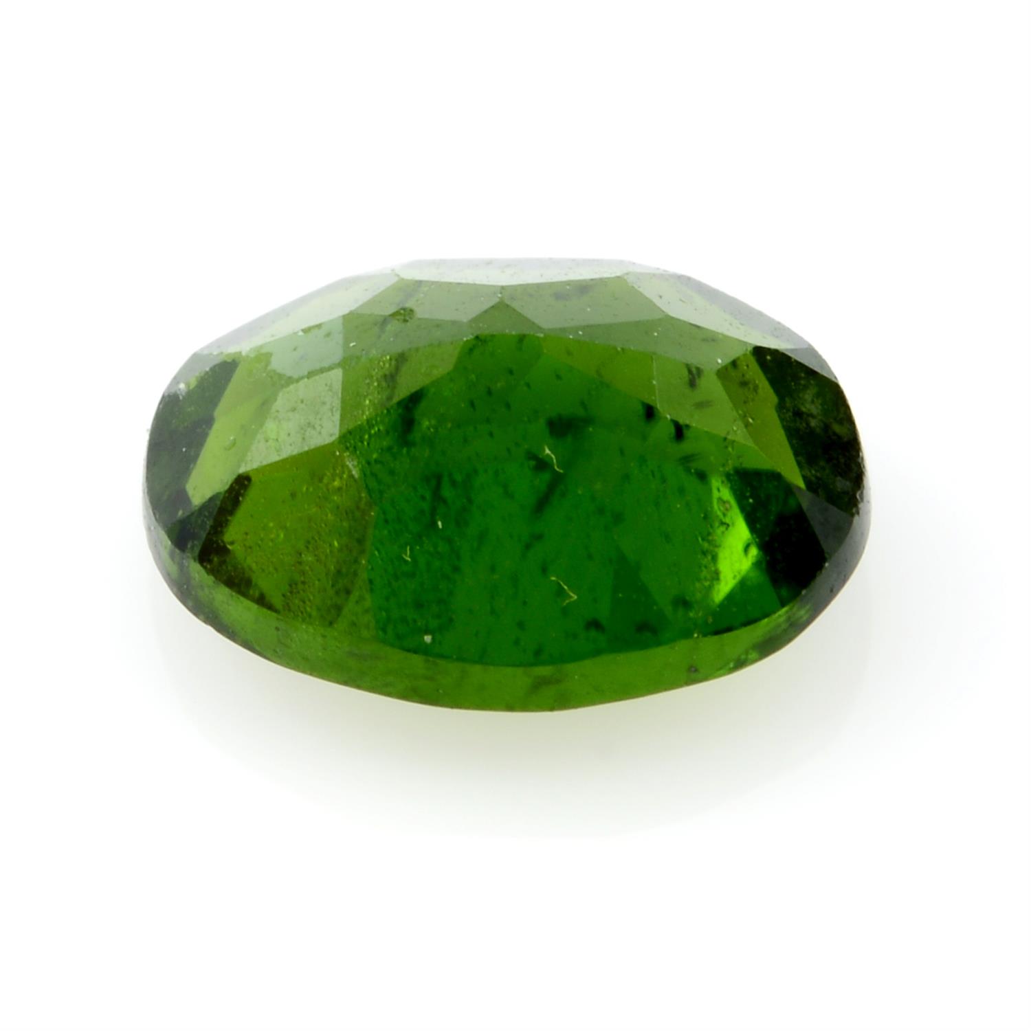An oval shape diopside, weighing 1.05ct - Image 2 of 3