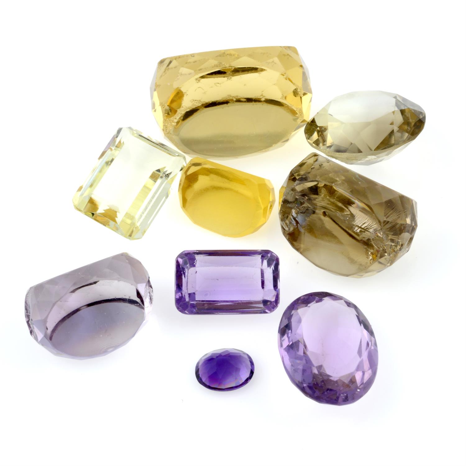 Selection of gemstones, weighing 760ct. To include quartz, citrines, topazes and other gemstones.