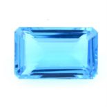 A rectangualar shape topaz, weighing 79.71ct