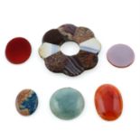 Selection of agates and other gemstones, weighing 472.9grams
