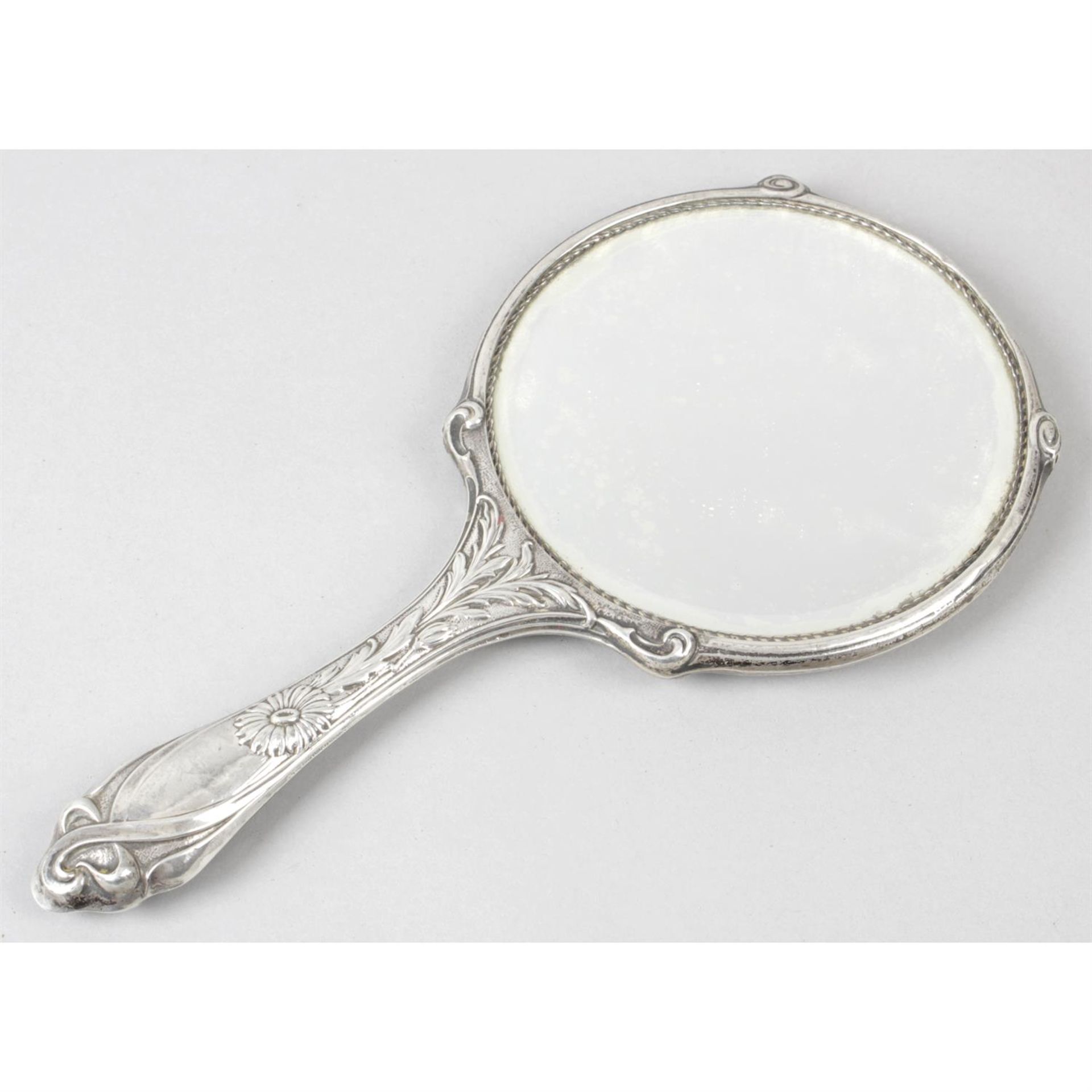 An Edwardian silver mounted Art Nouveau style hand-held mirror. - Image 2 of 3