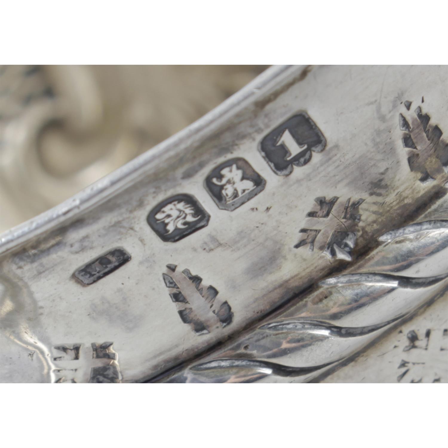 An Edwardian Britannia silver porringer. - Image 2 of 2