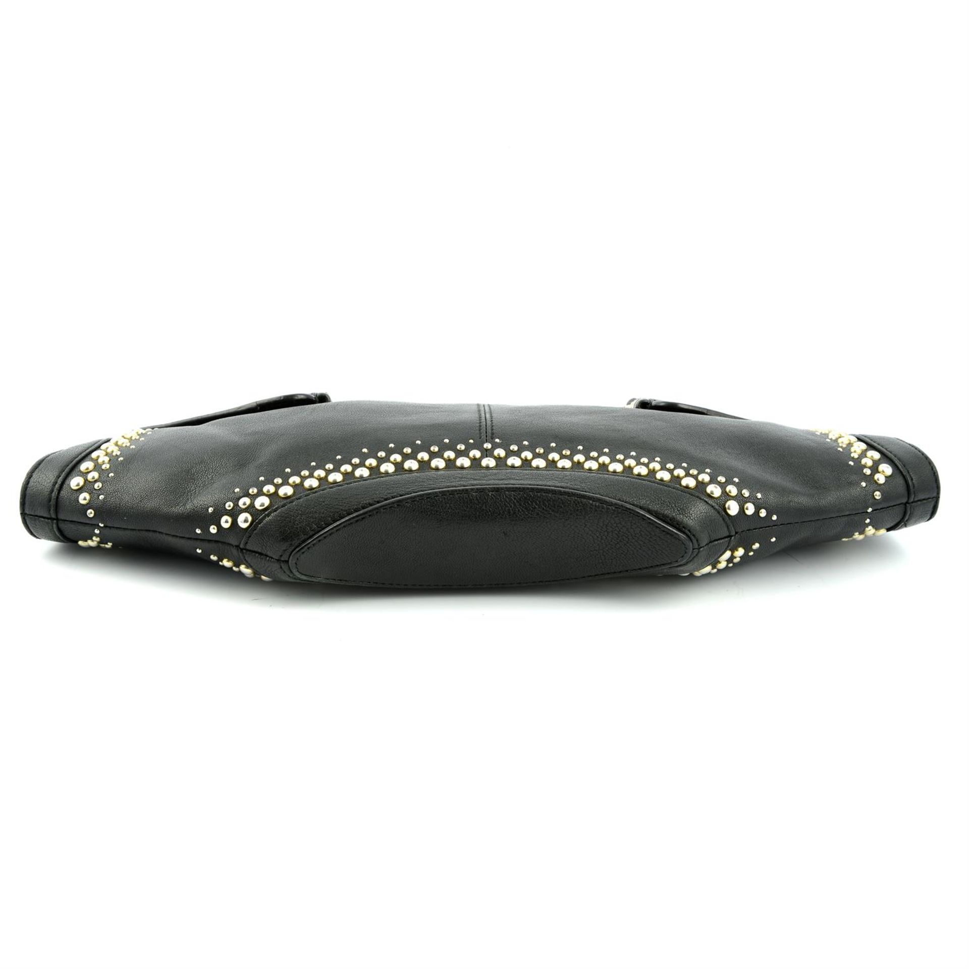 ALEXANDER MCQUEEN - a black leather studded De Manta clutch. - Image 4 of 4