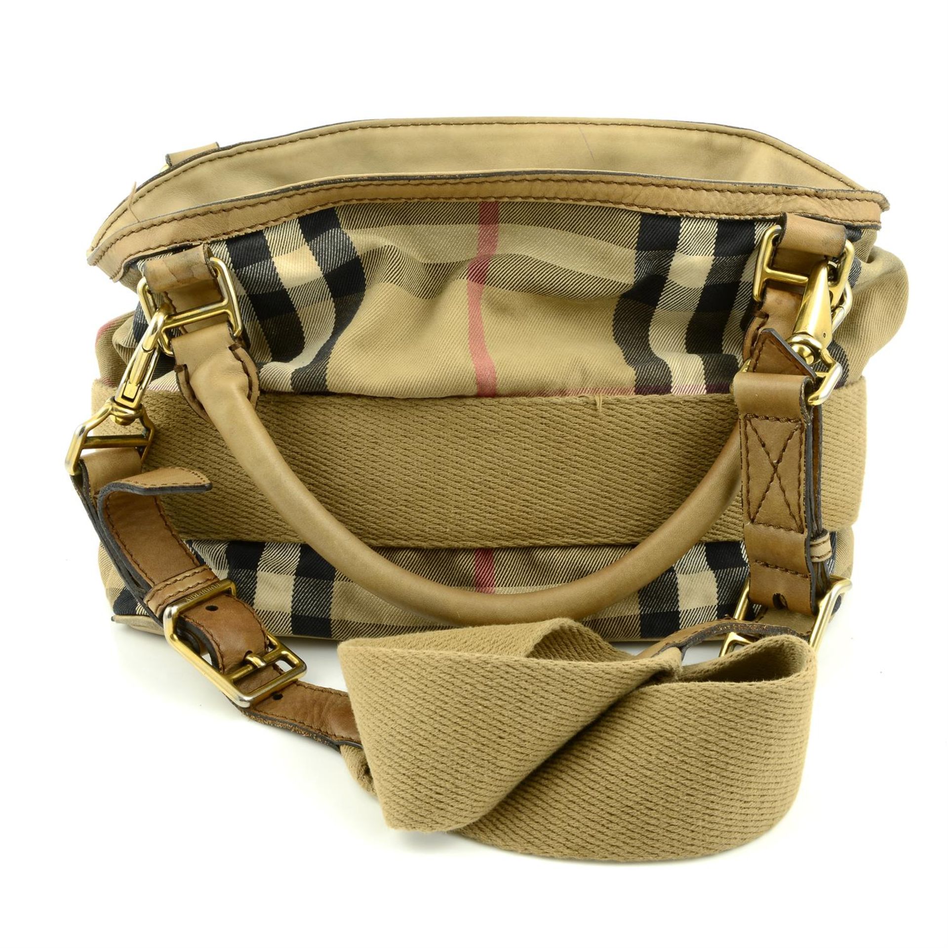 BURBERRY - a Haymarket Check canvas shoulder bag and pouch. - Bild 2 aus 5