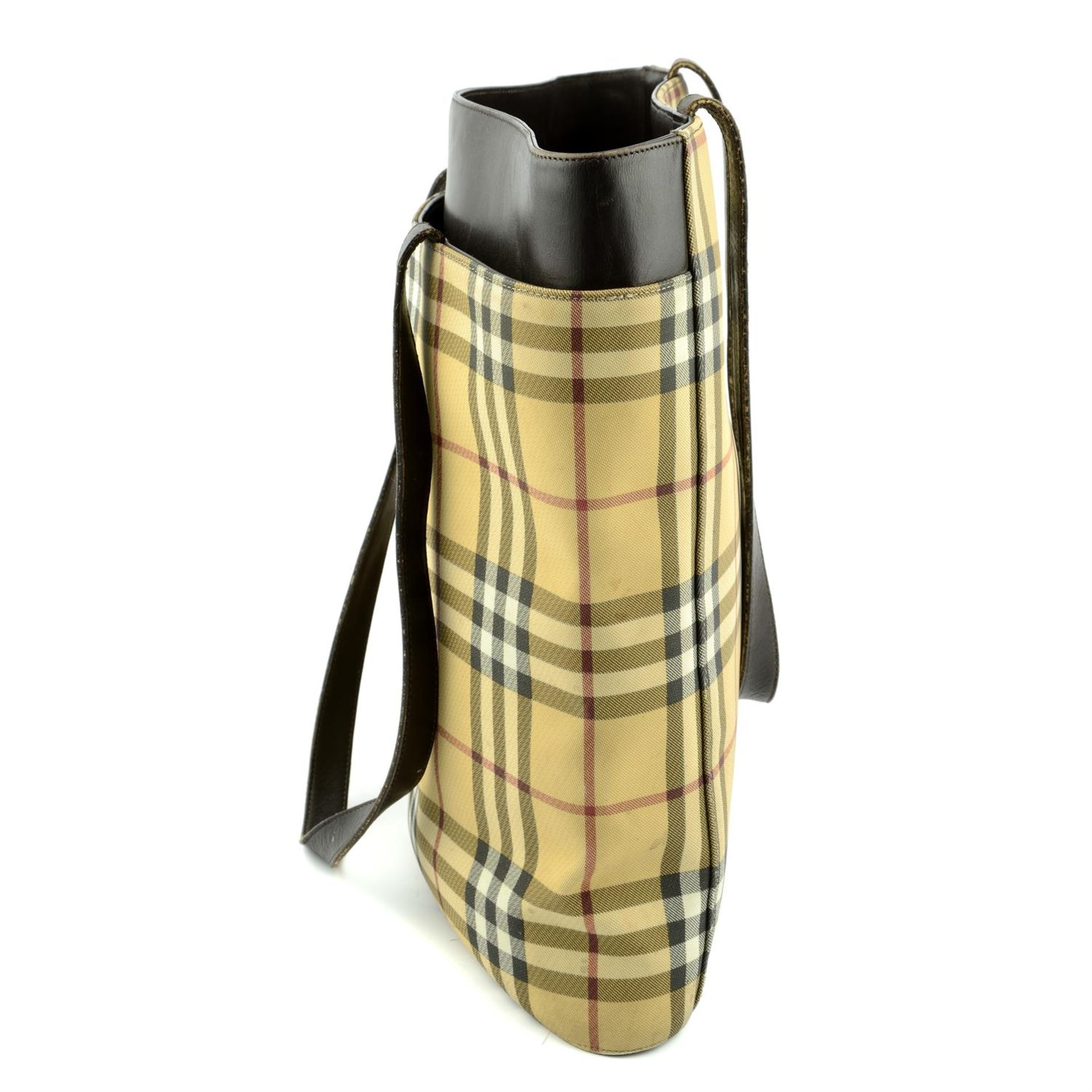 BURBERRY - a Nova check tote bag. - Bild 4 aus 5