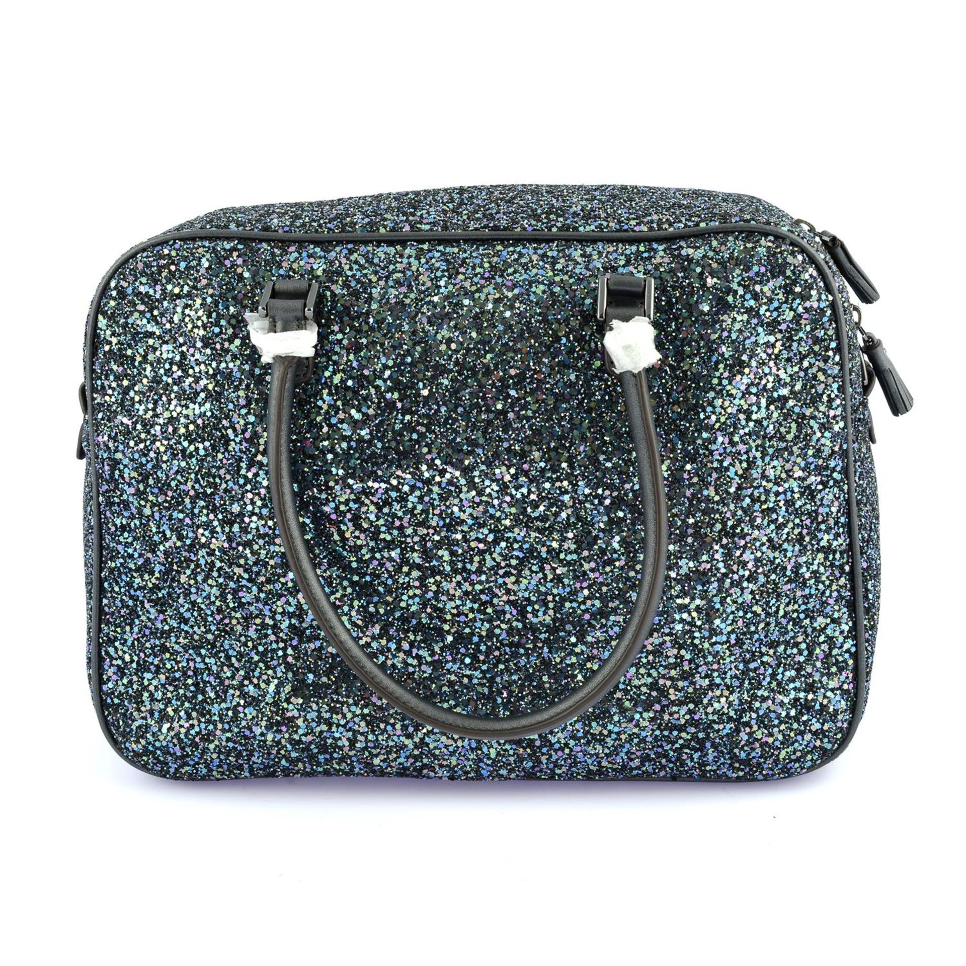 ANYA HINDMARCH -a glitter and black leather Boston bag. - Bild 2 aus 6