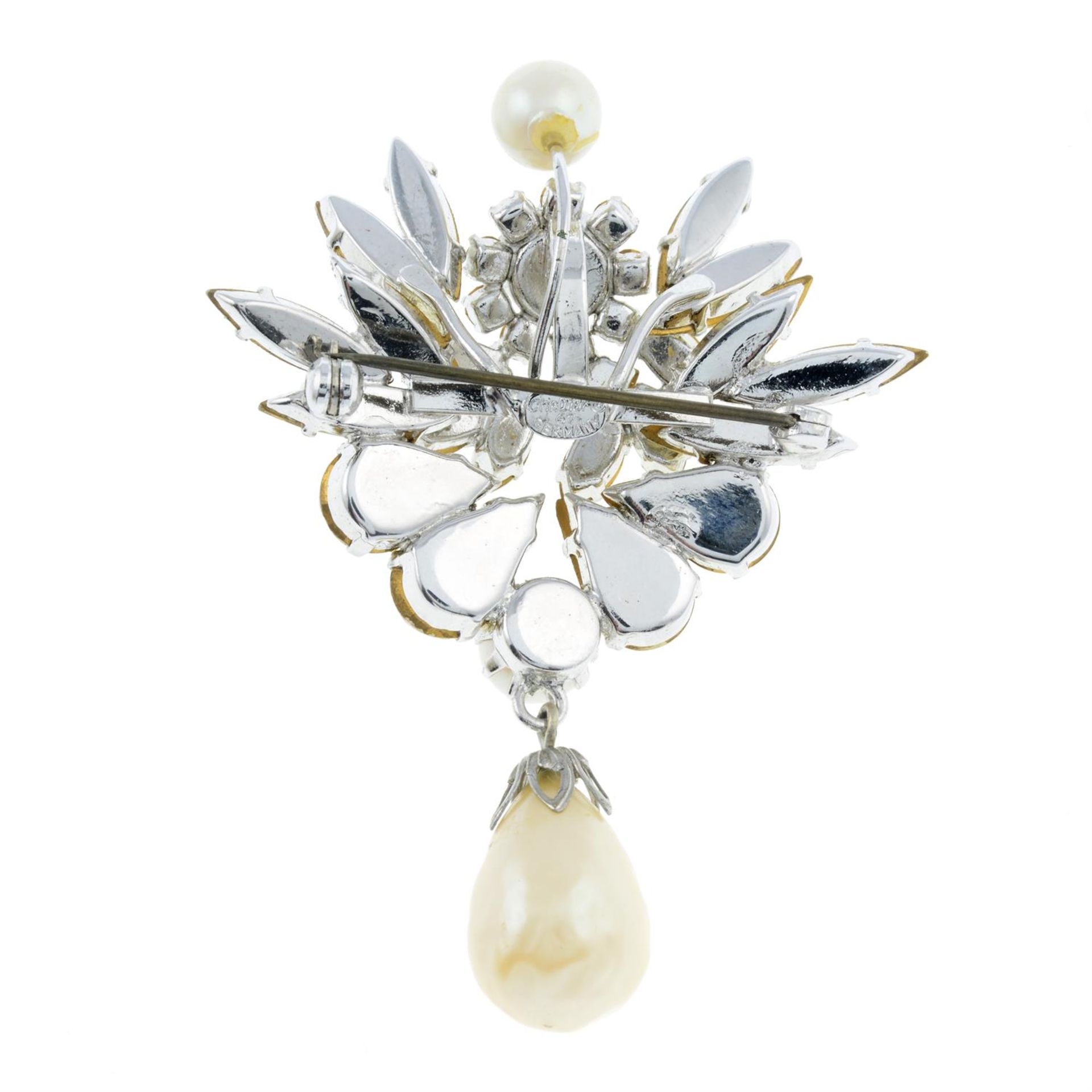 CHRISTIAN DIOR- a paste brooch. - Image 2 of 3