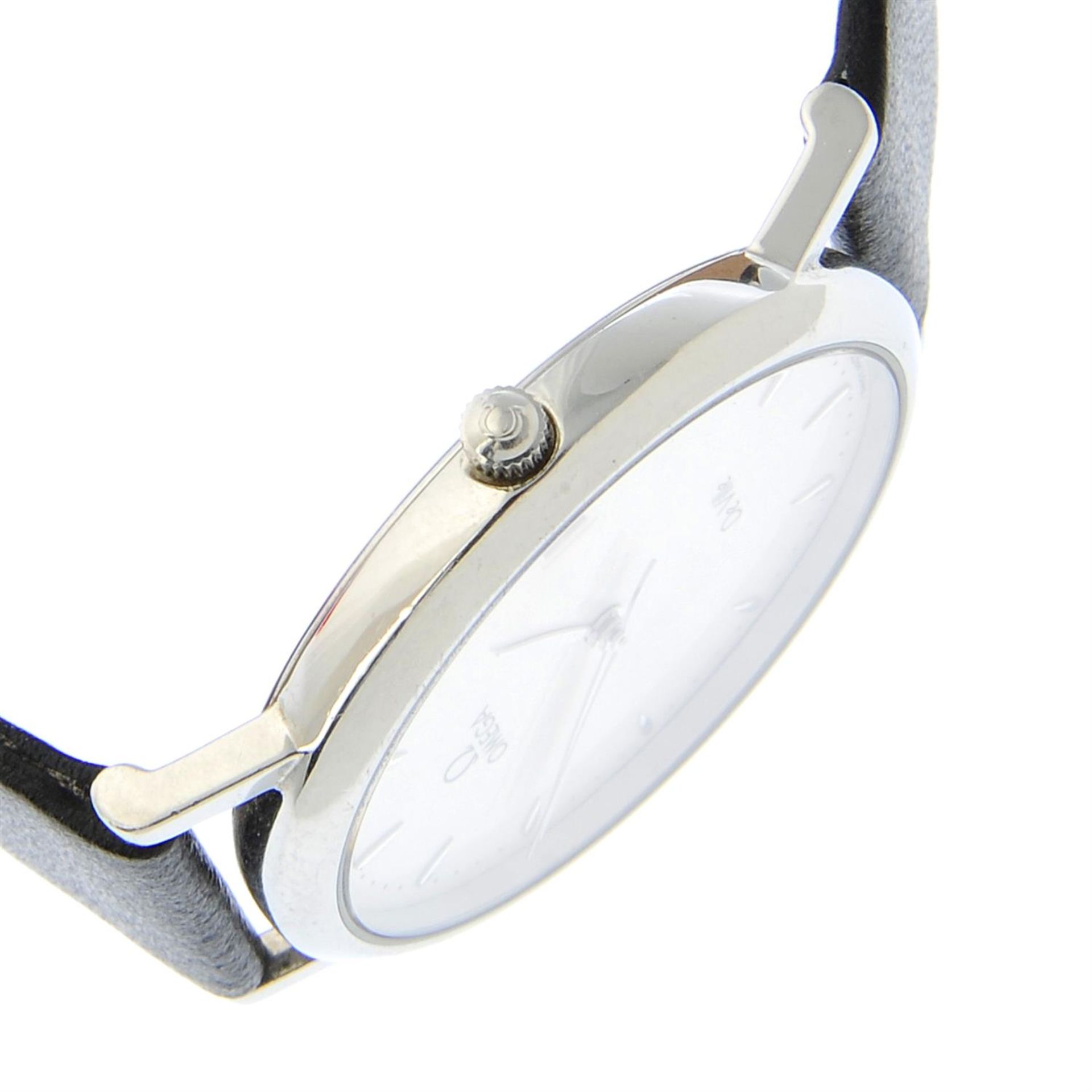 OMEGA - a stainless steel De Ville wrist watch, 32mm. - Bild 3 aus 4