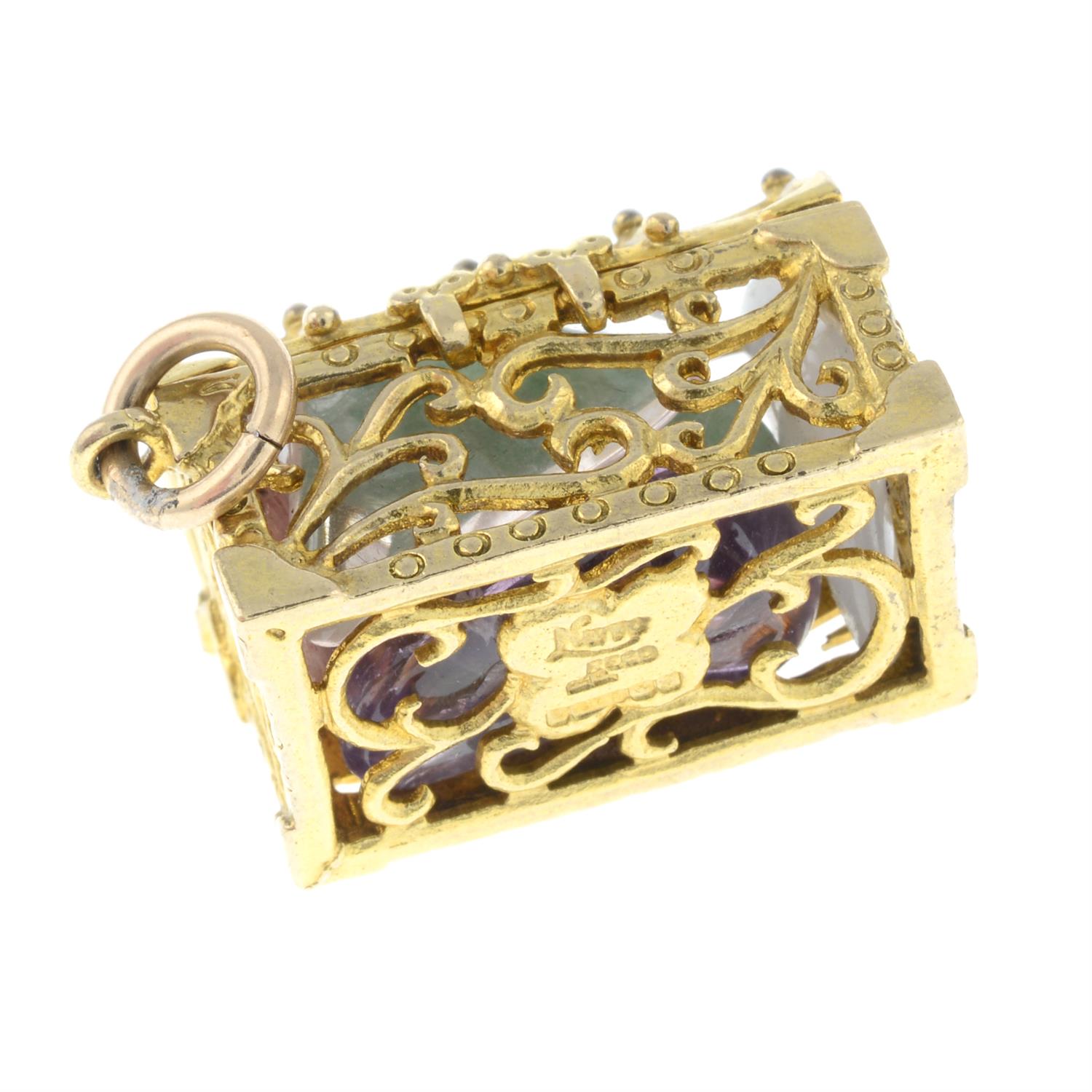 A 9ct gold tumbled gemstone treasure chest charm - Image 2 of 2