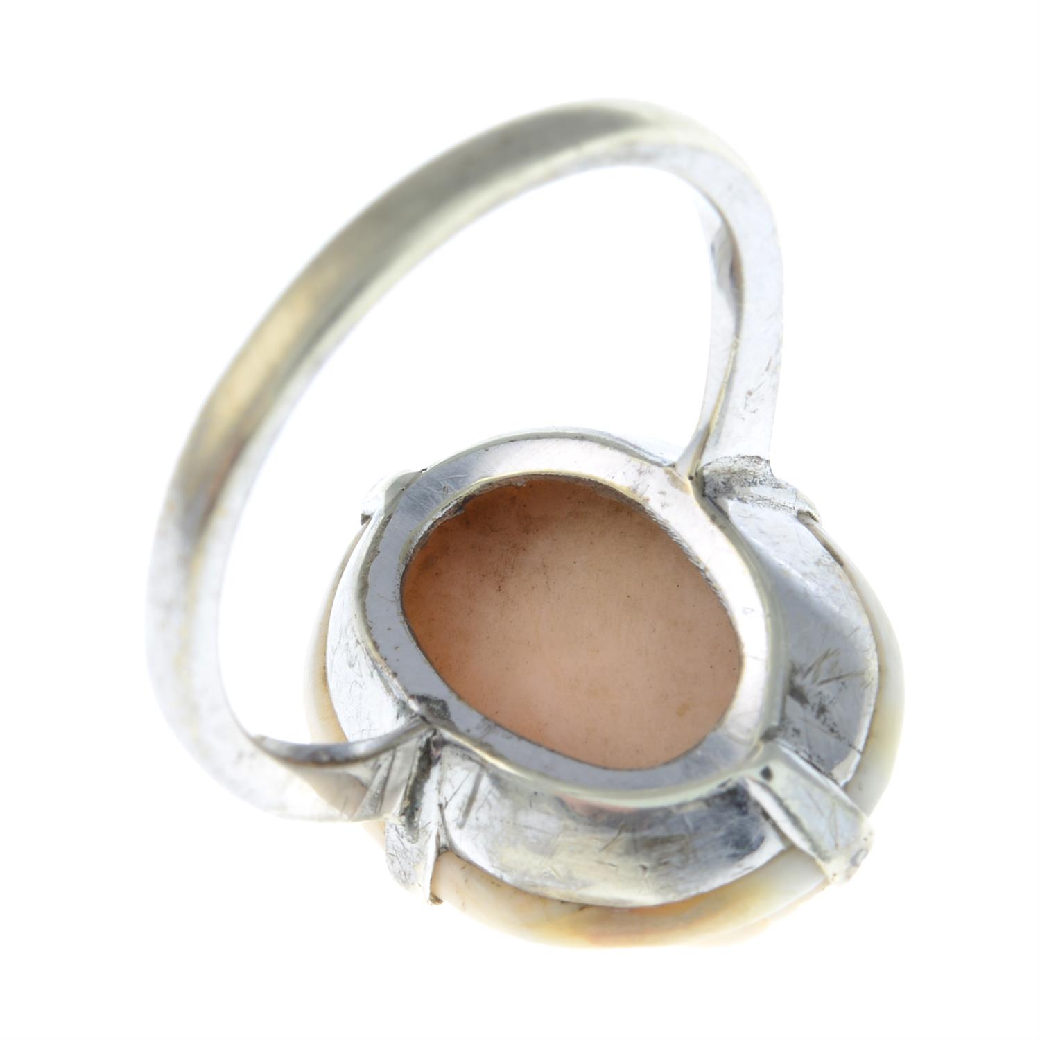 A cameo single-stone ring. - Image 2 of 2