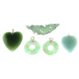 Three items of jade jewellery together with two pieces of green gem jewellery.