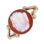 An Edwardian 9ct gold shell cameo ring.