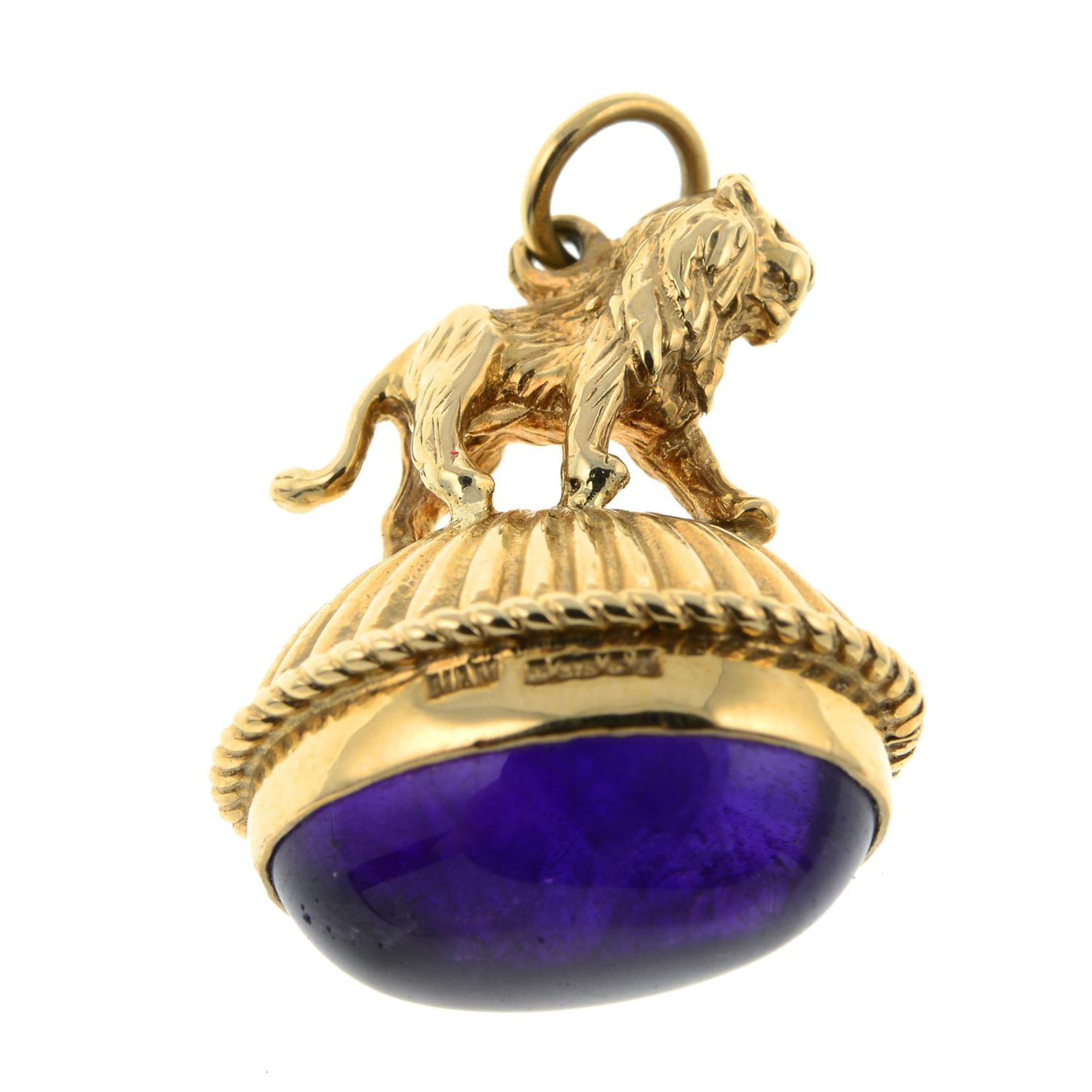 A 9ct gold amethyst fob, with lion surmount. - Image 2 of 2