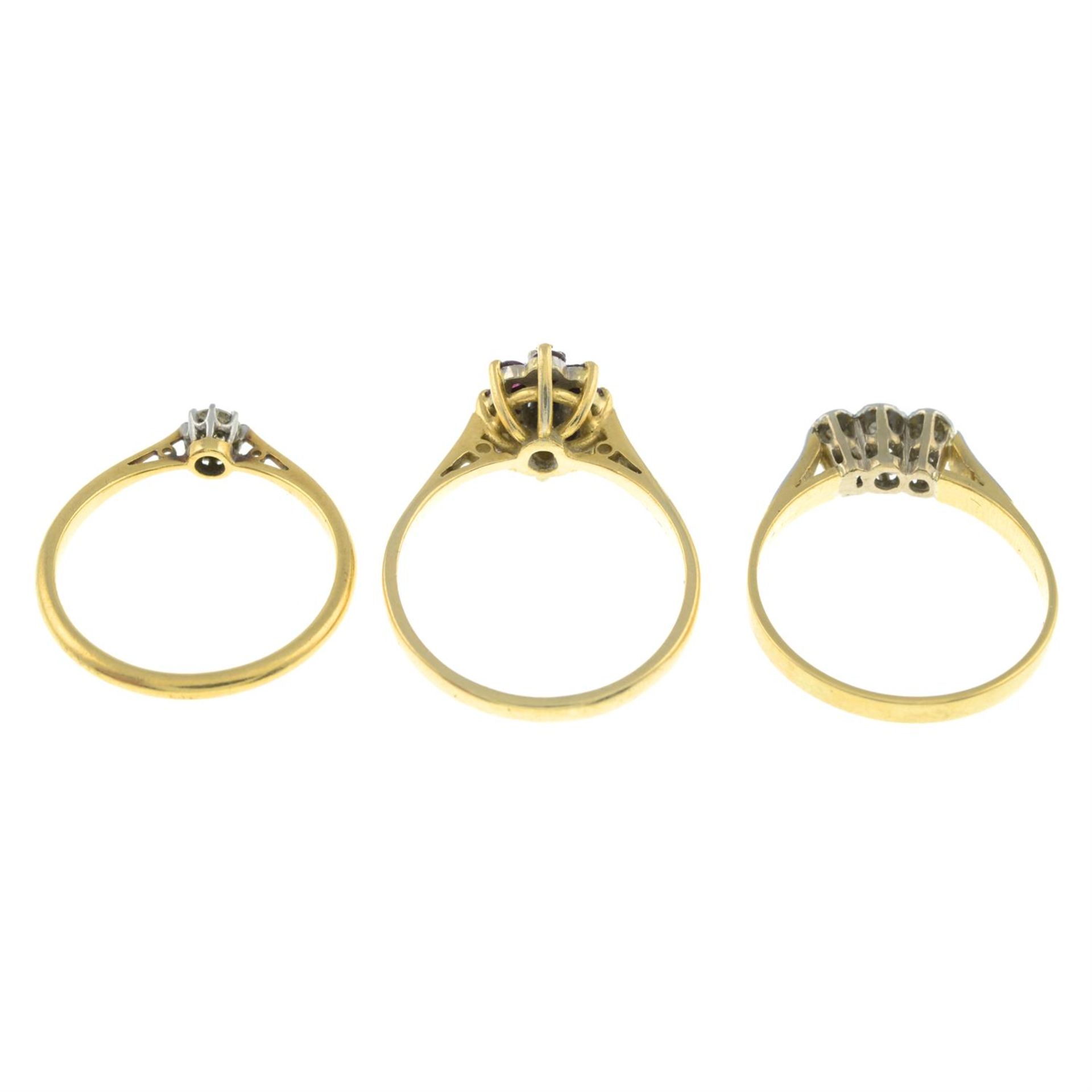 Three gem-set rings. - Image 2 of 2