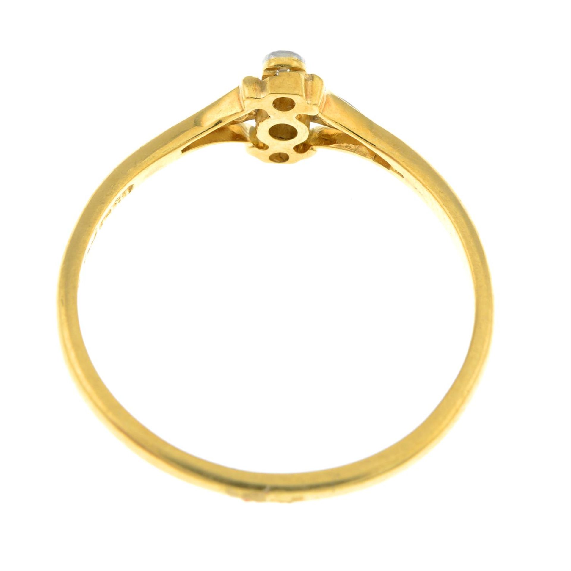 An early 20th century 18ct gold diamond dress ring. - Bild 2 aus 2