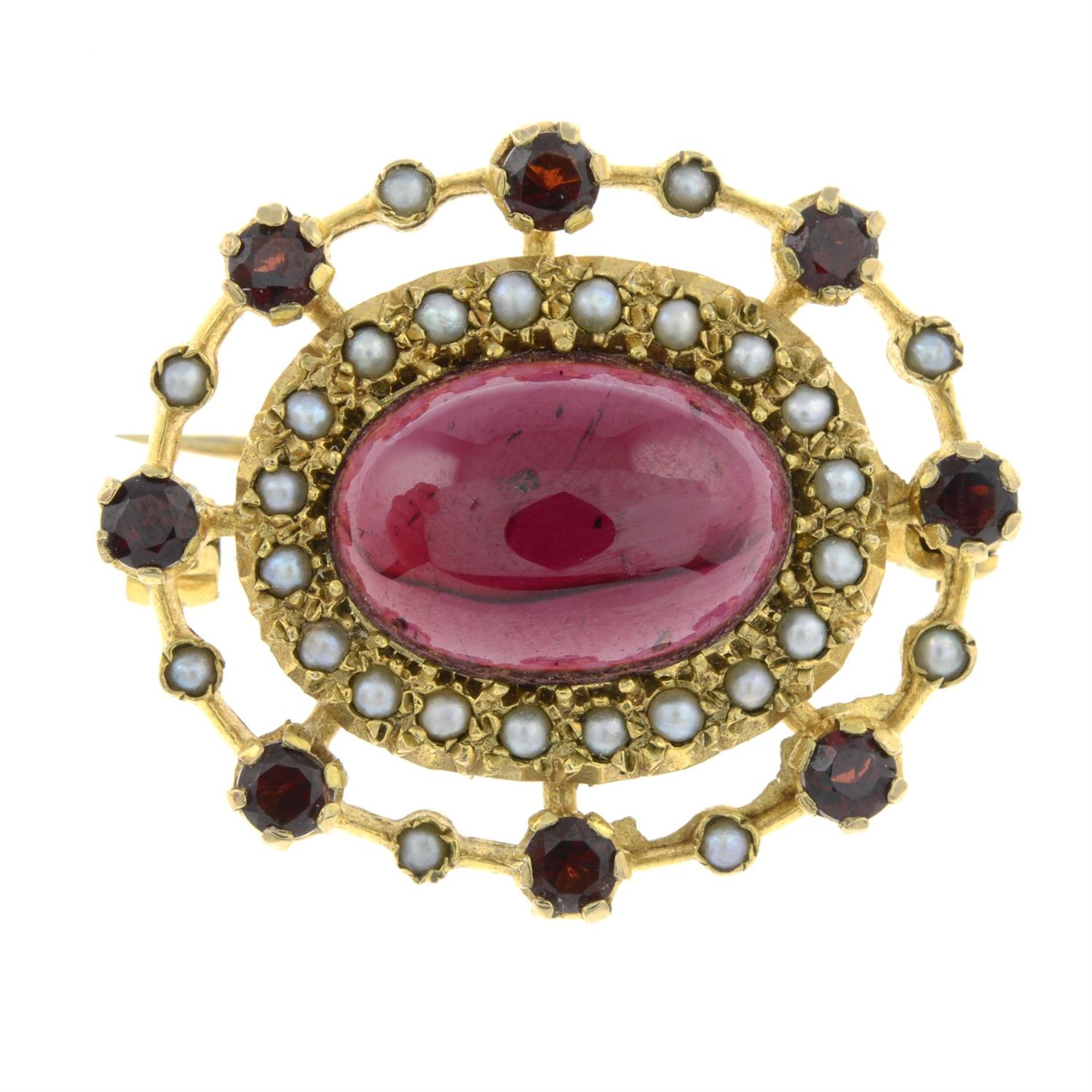 A 9ct gold garnet and split pearl cluster brooch.