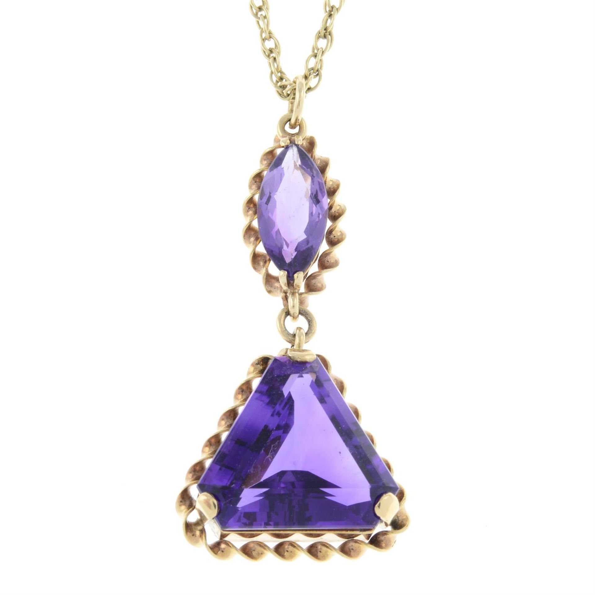 A 9ct gold amethyst pendant, with chain.