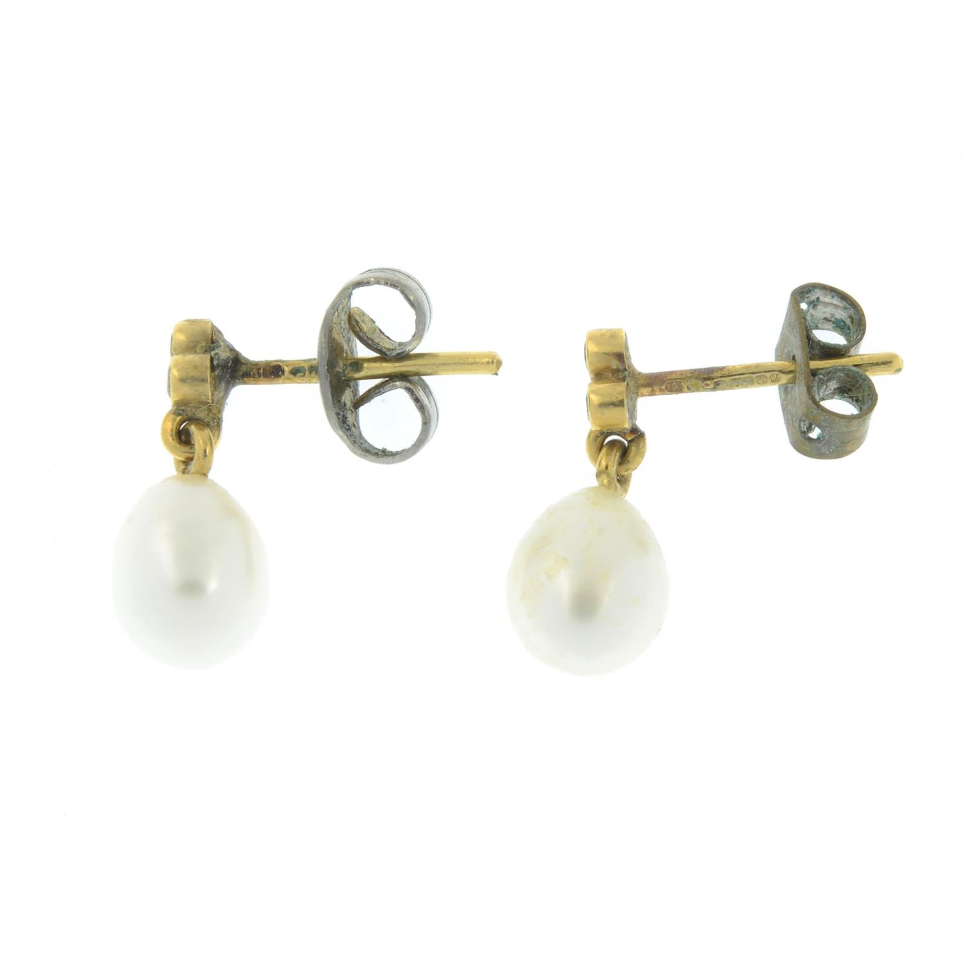 An 18ct gold cultured pearl and diamond necklace, with matching earrings. - Image 3 of 5