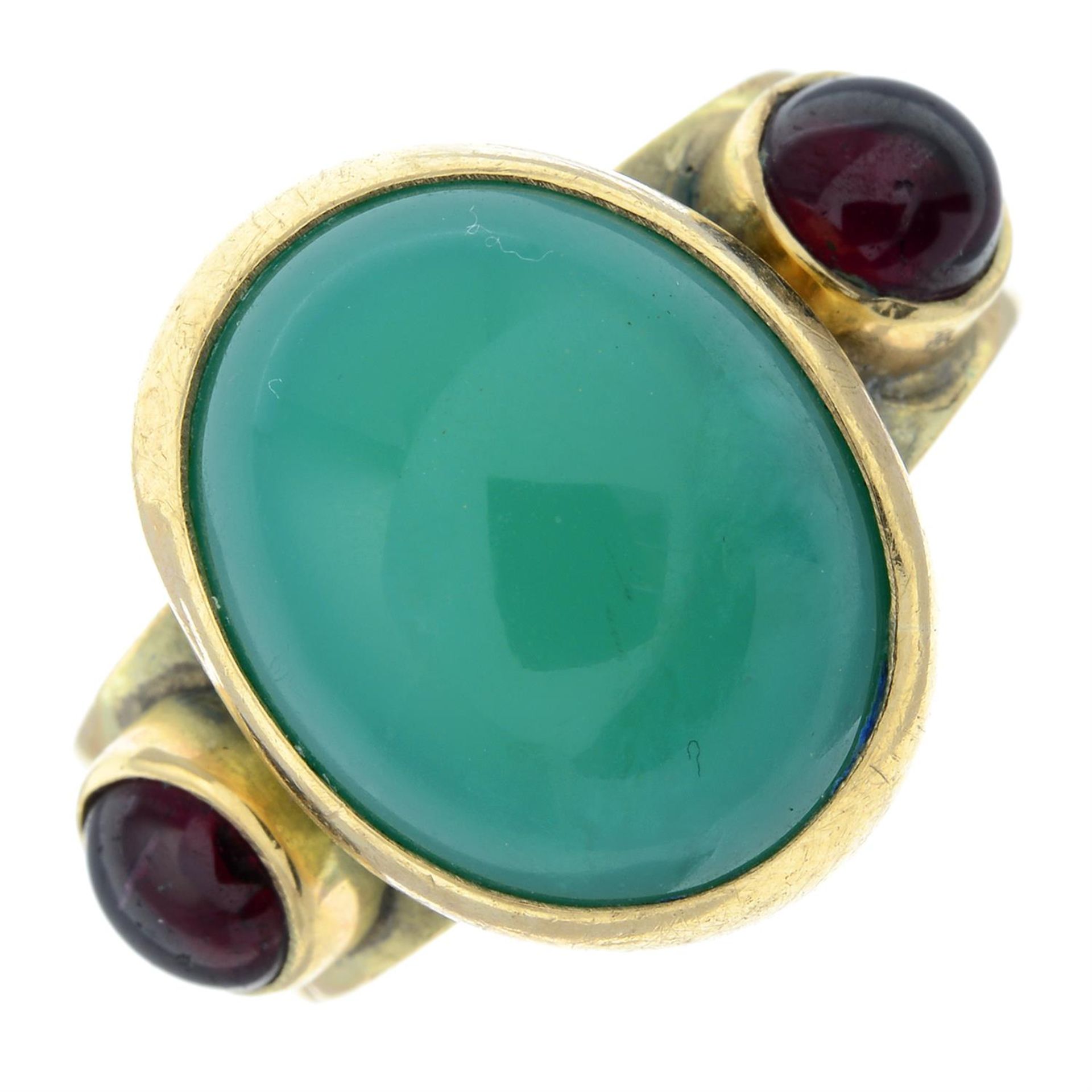 A 9ct gold chrysoprase and paste dress ring.