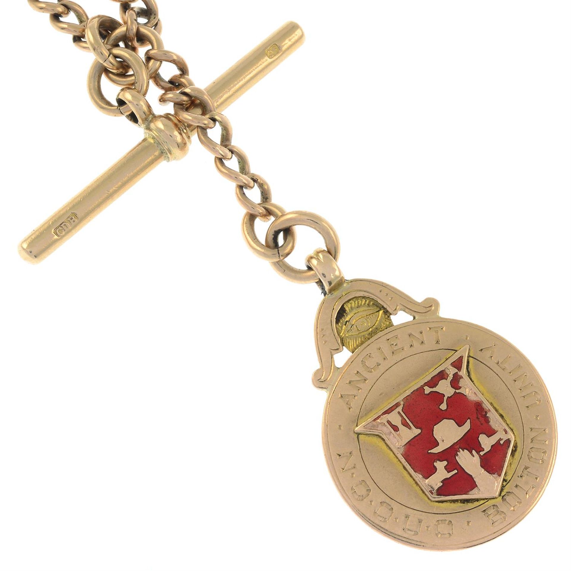 An early 20th century 9ct gold Albert, suspending a 9ct gold and enamel Masonic fob. - Image 2 of 3