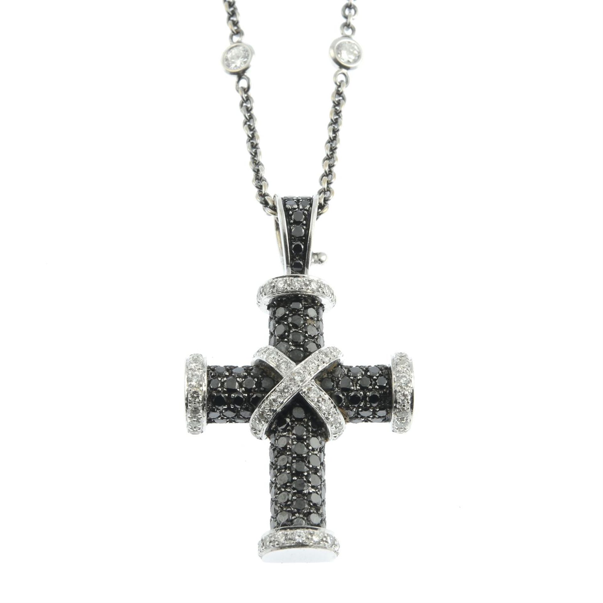 An 18ct gold diamond and 'black' diamond cross pendant, with diamond station necklace, - Bild 2 aus 6