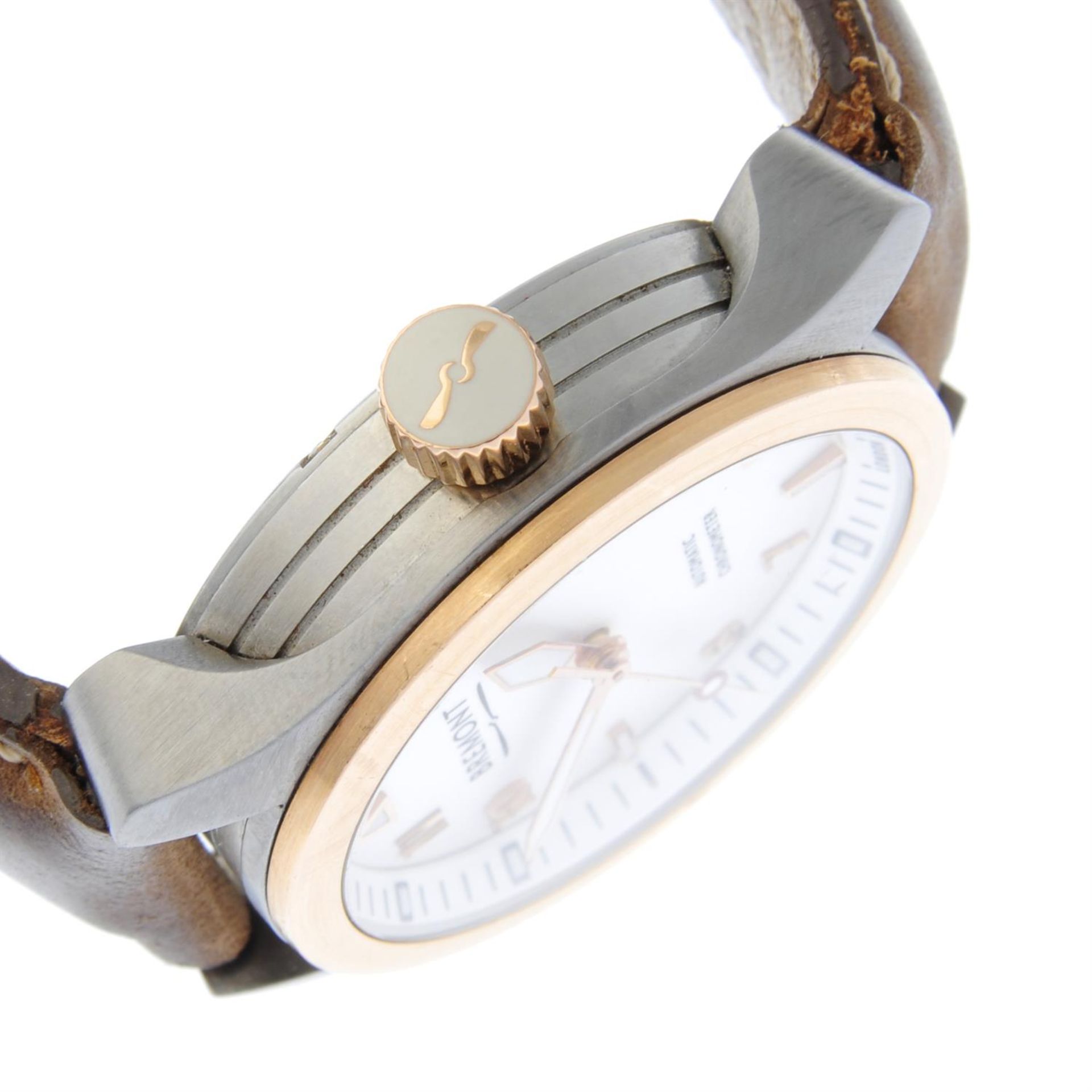 BREMONT - a Solo 37 bi-colour wrist watch, 37mm. - Bild 3 aus 5