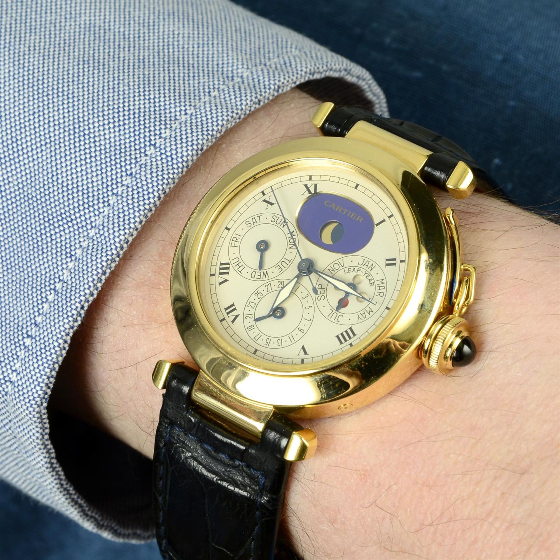 CARTIER - an 18ct yellow gold Pasha perpetual calendar wrist watch, 38mm. - Bild 5 aus 5