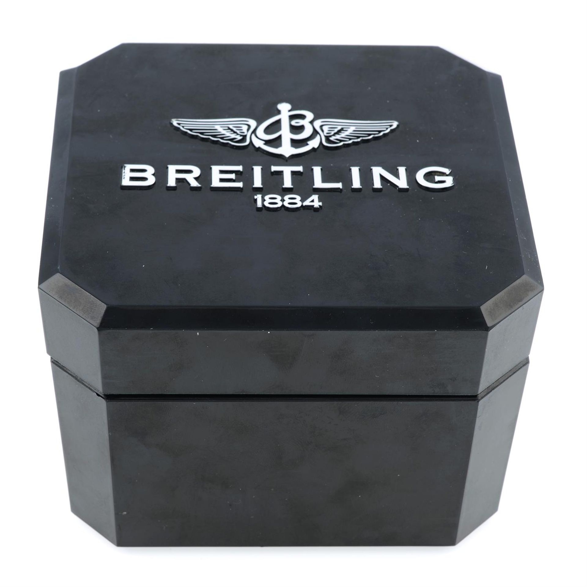 BREITLING - a limited edition stainless steel Chronomat "1984-1994" chronograph bracelet watch, - Bild 5 aus 6