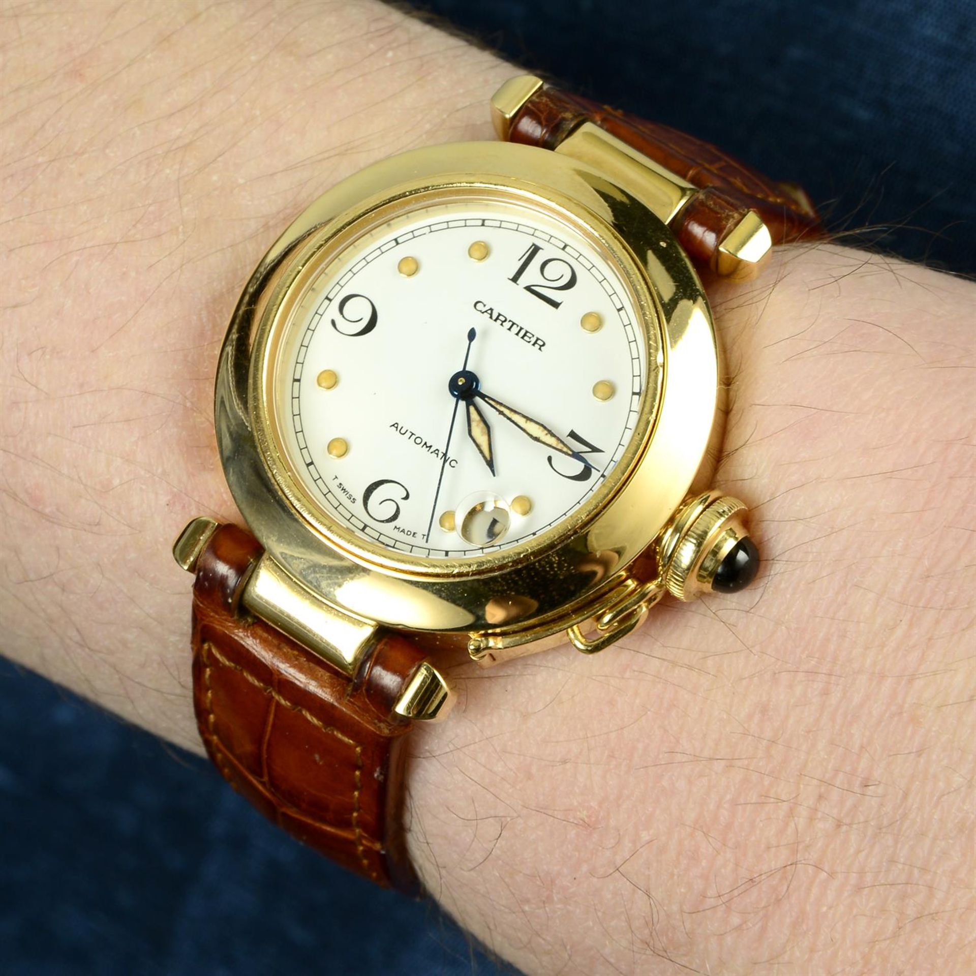 CARTIER - an 18ct yellow gold Pasha wrist watch, 35mm. - Image 6 of 6