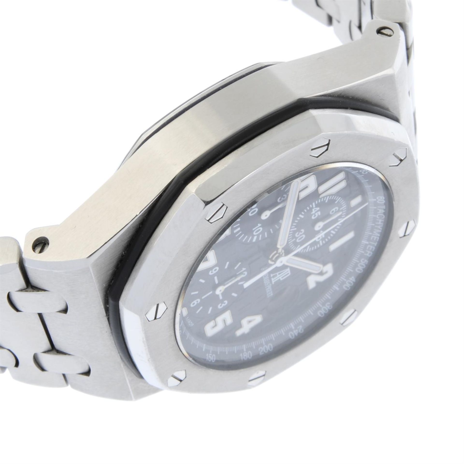 AUDEMARS PIGUET - stainless steel Royal Oak Offshore bracelet watch, 45mm. - Bild 4 aus 7