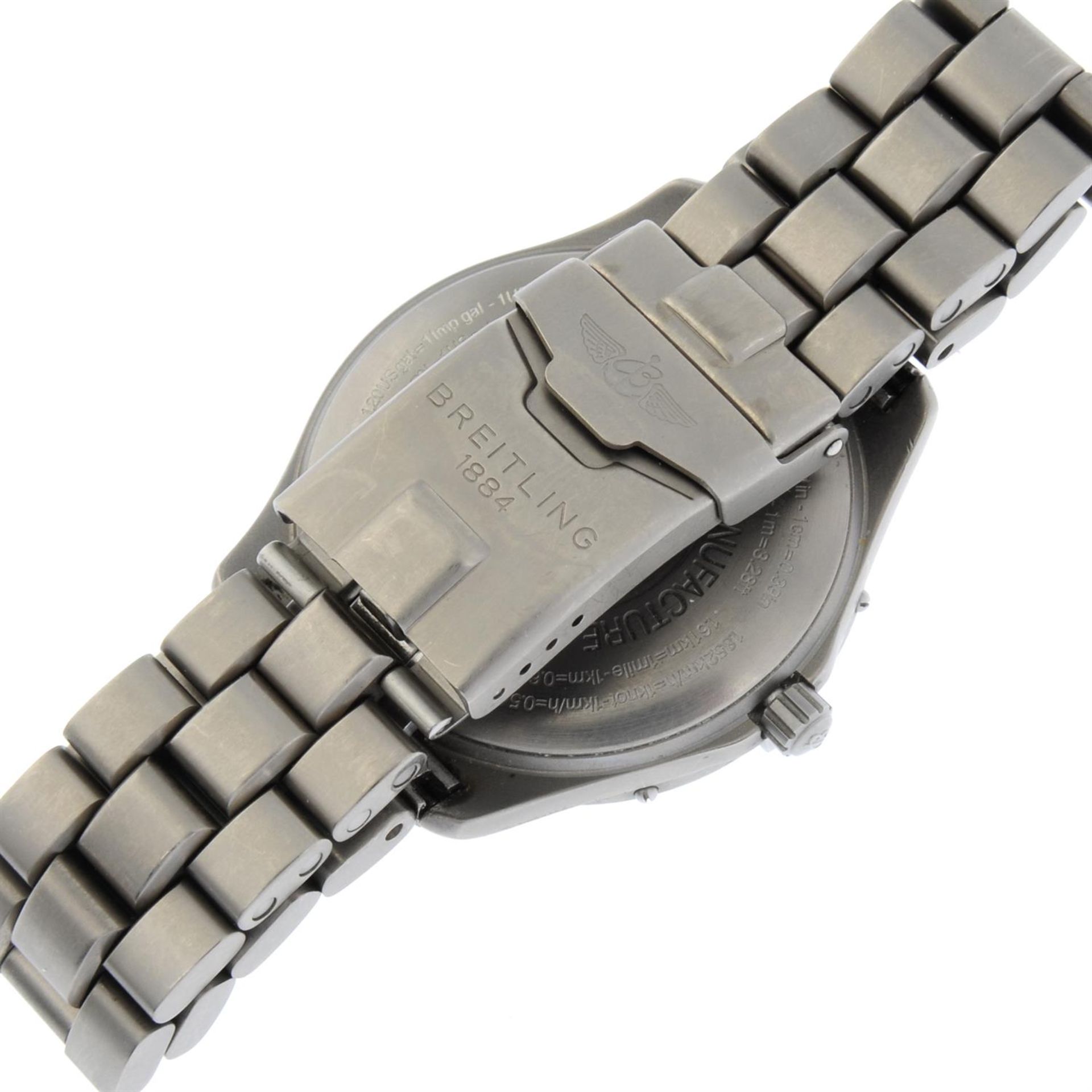 BREITLING - a titanium Aerospace bracelet watch. 40mm. - Bild 2 aus 6